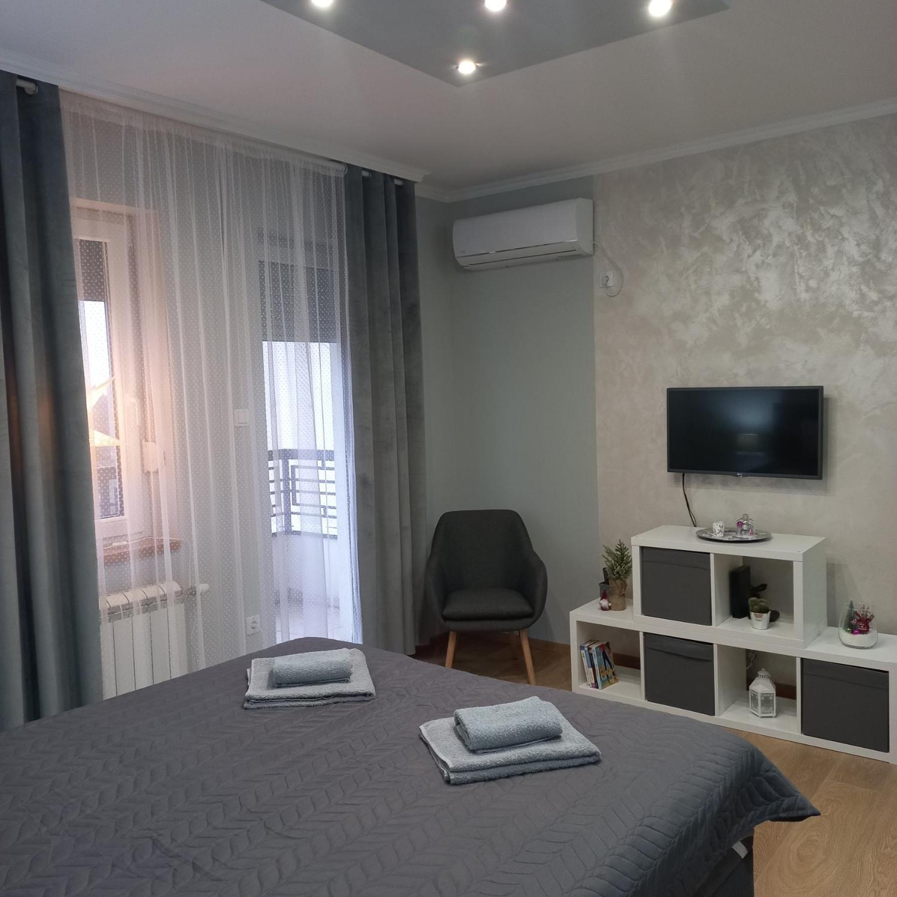 Apartman Lola view 3