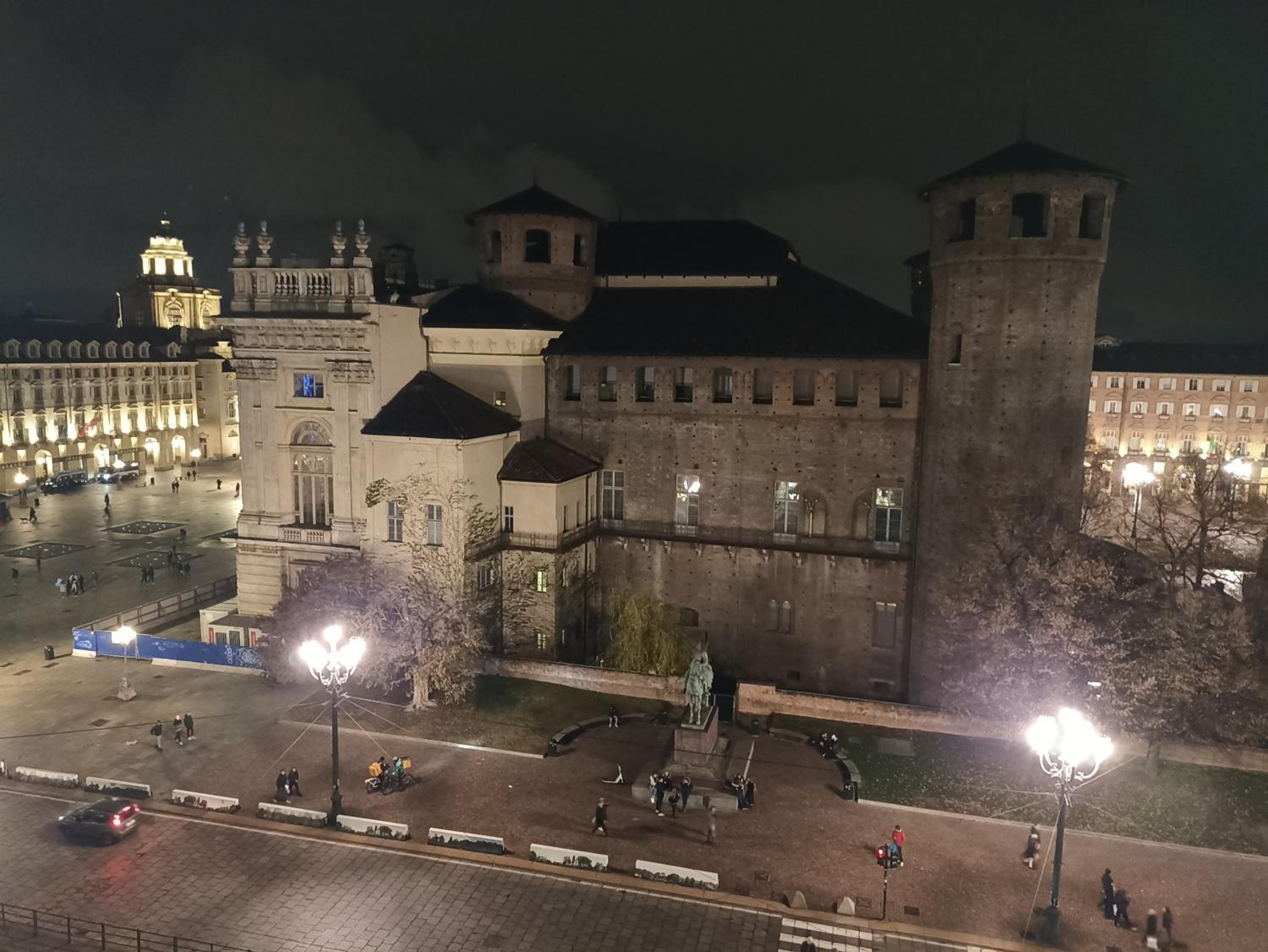Home Santis Torino view 3