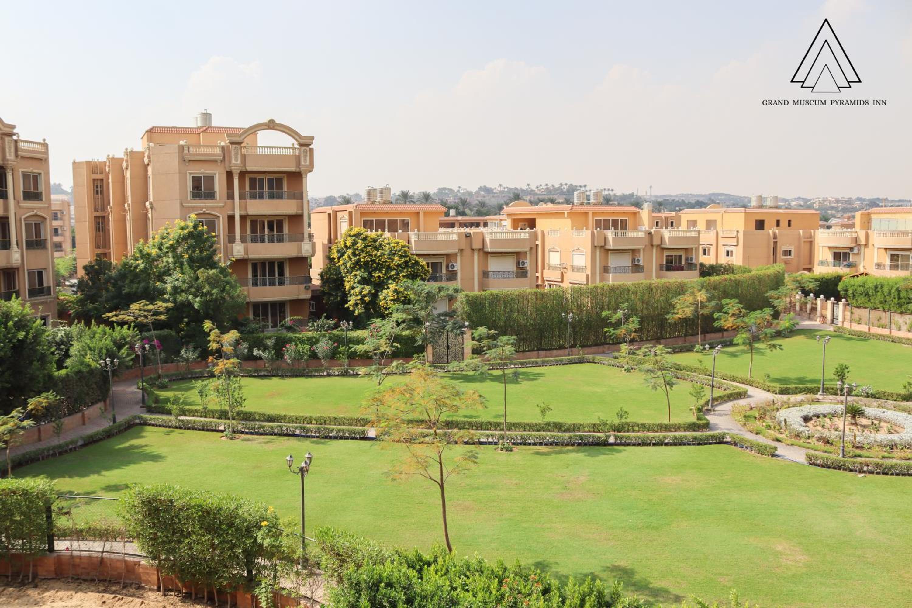 Grand Museum Pyramids Inn