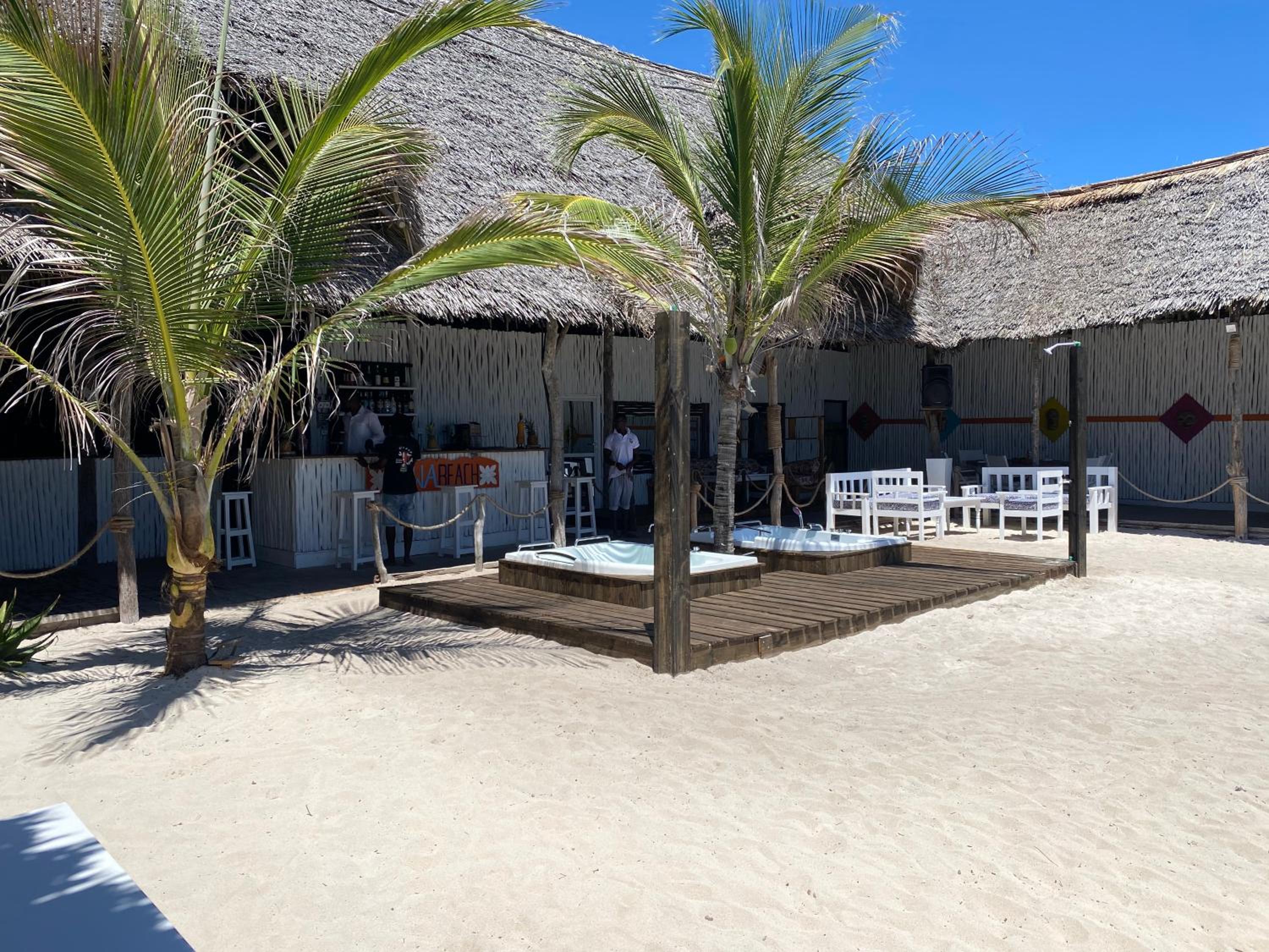 Luwa Beach&Suits