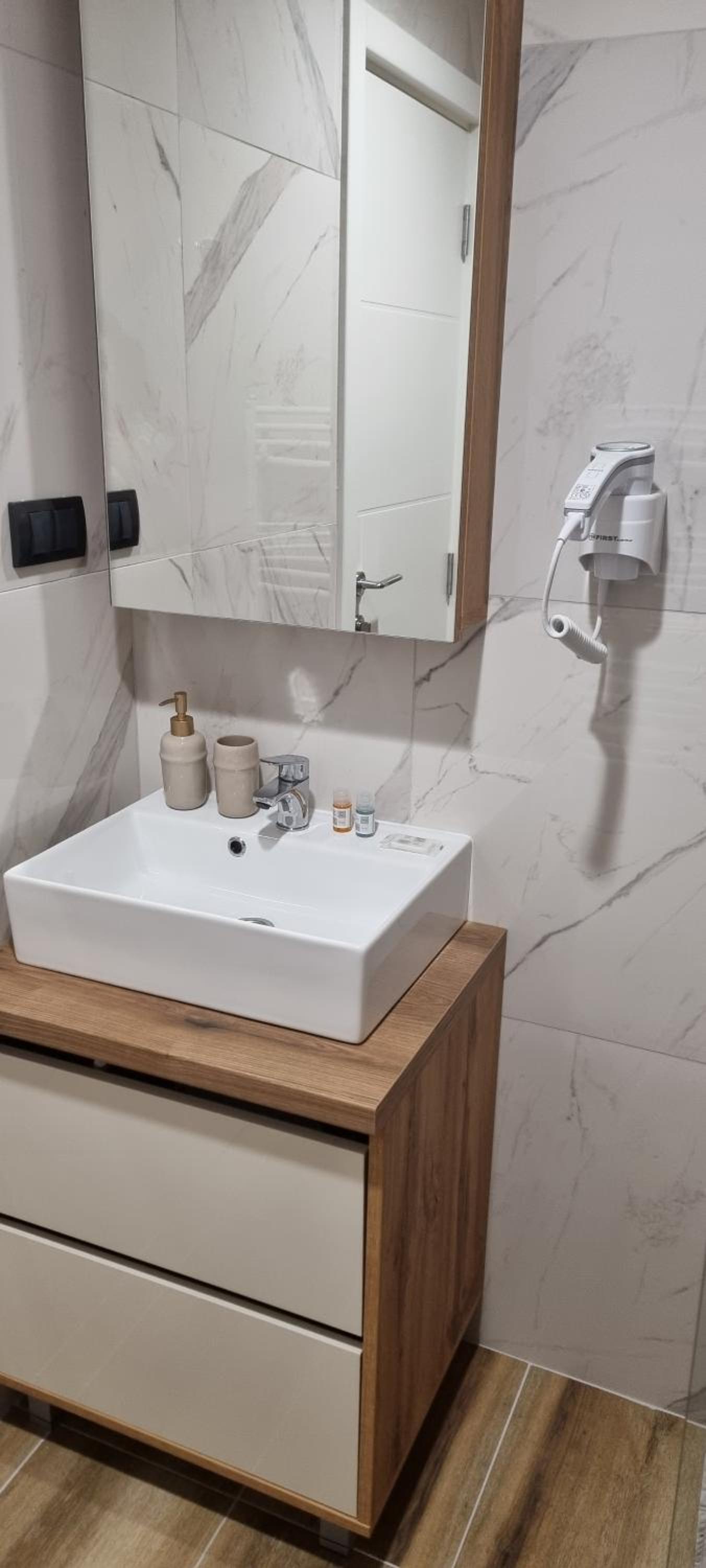 Apartman LANE A11 Djina
