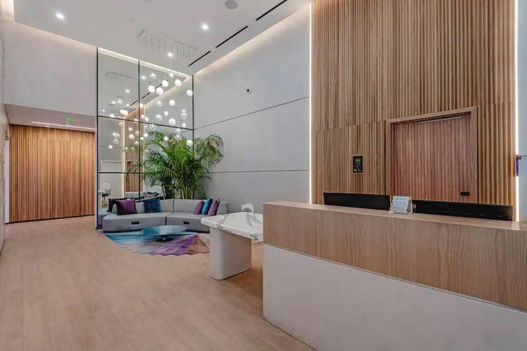 Amazing Condo in Downtown Miami/Brickell w/PARKING