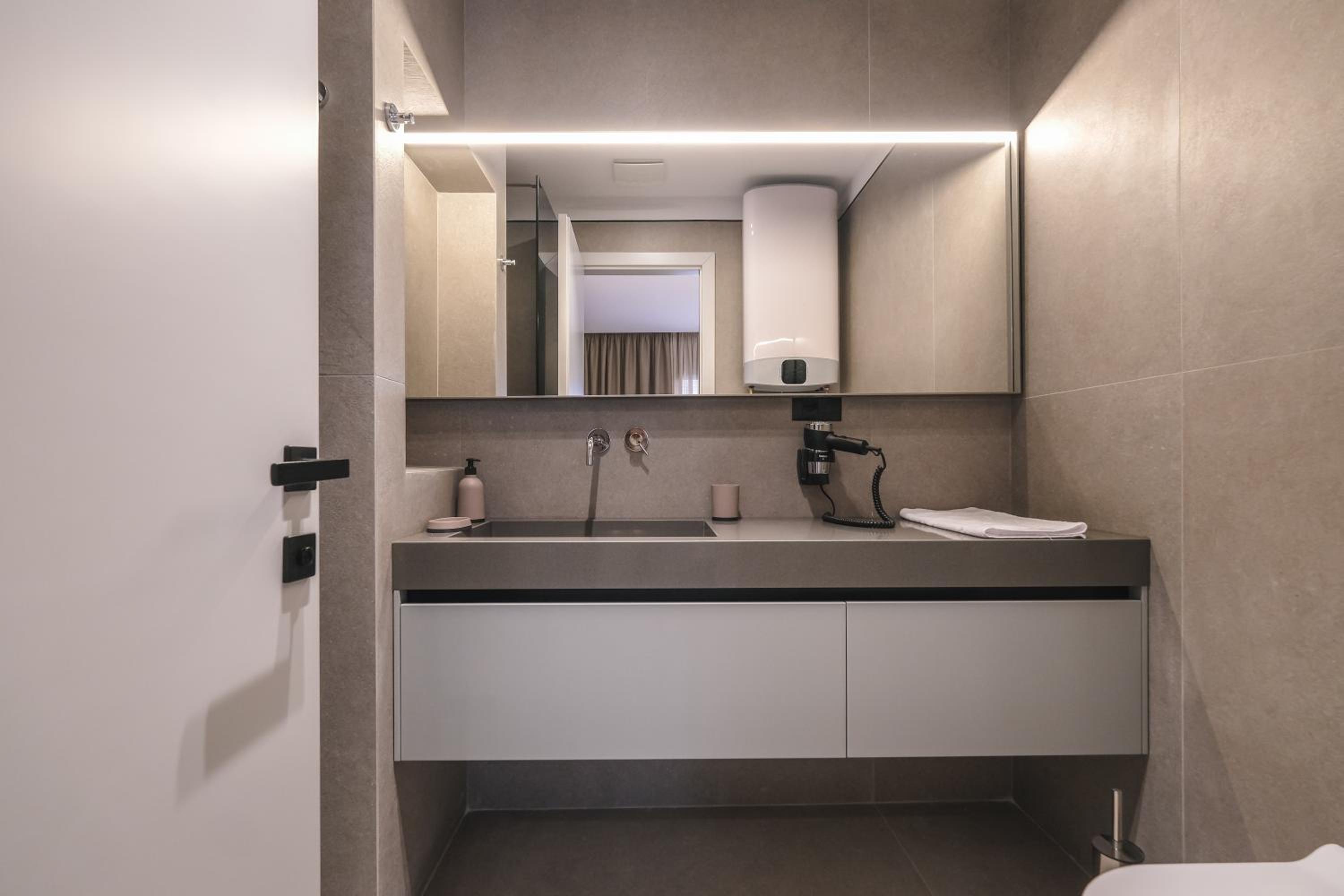 Two Steps Apartments Tirana