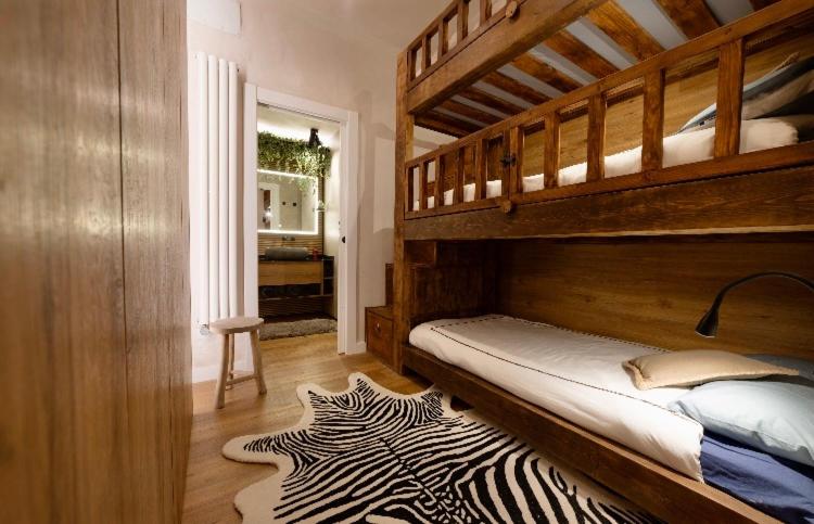 Sierra Nevada luxury apartment photo 3