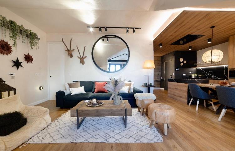 Sierra Nevada luxury apartment photo 4