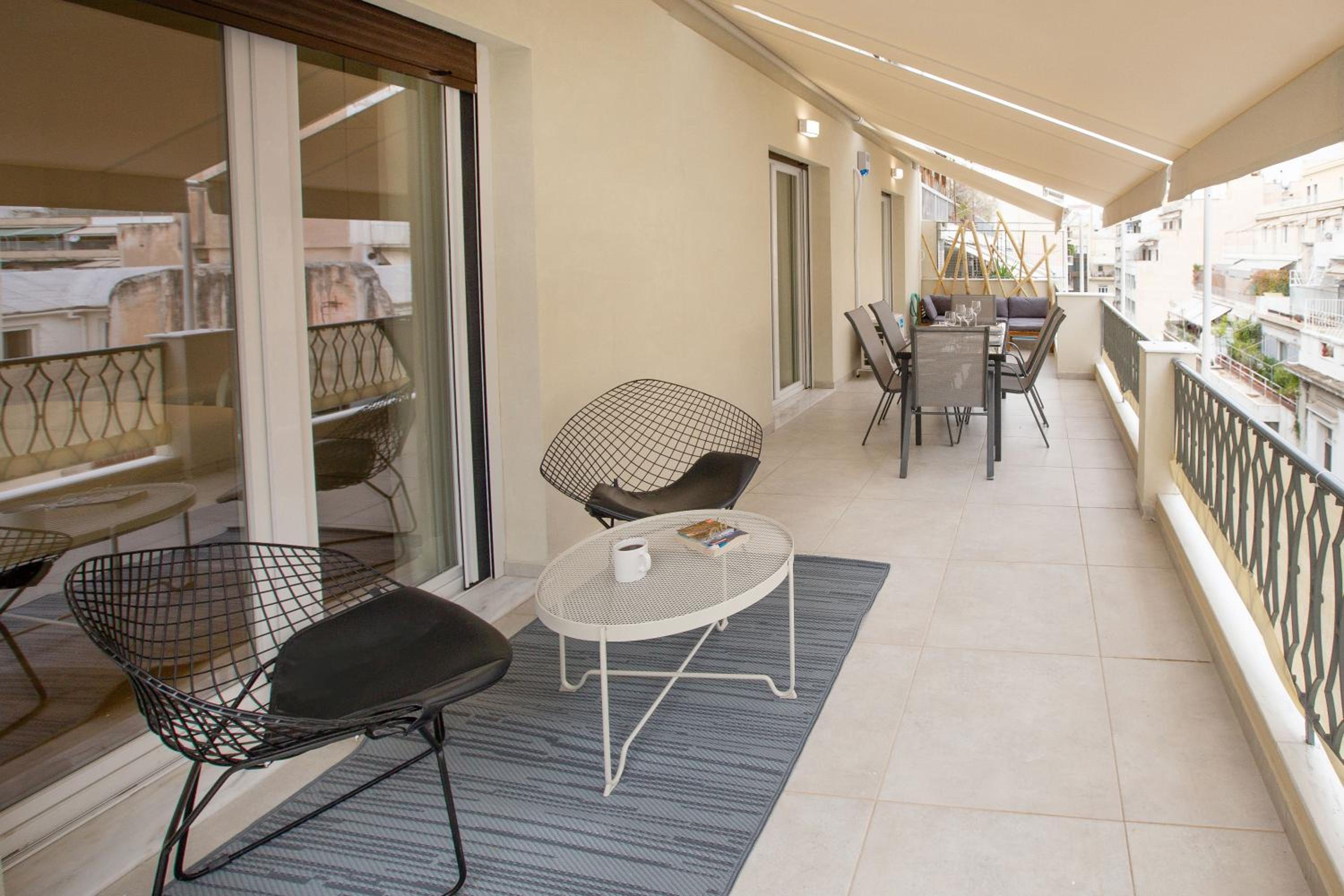 Syntagma Apartments with Acropolis view