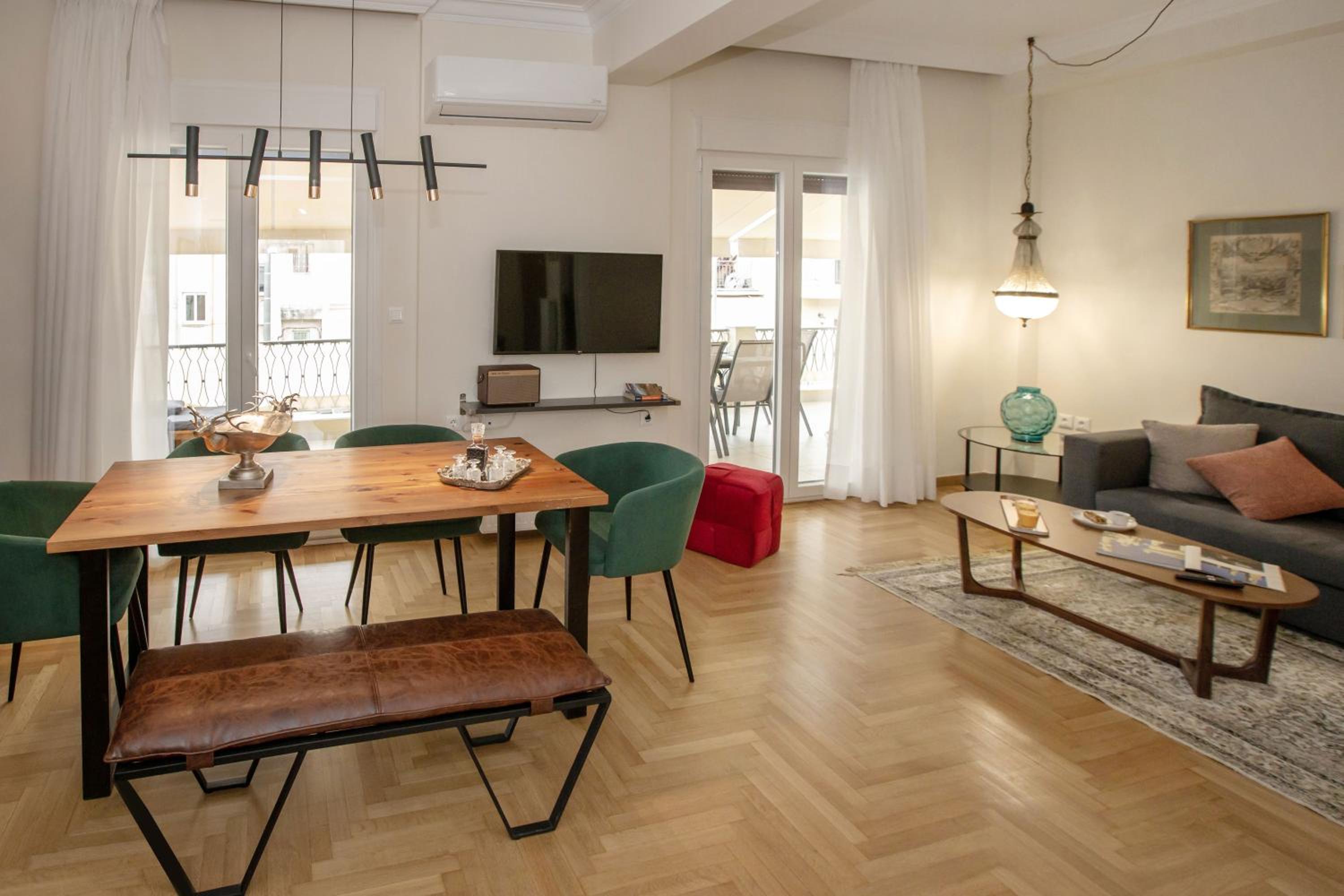 Syntagma Apartments with Acropolis view