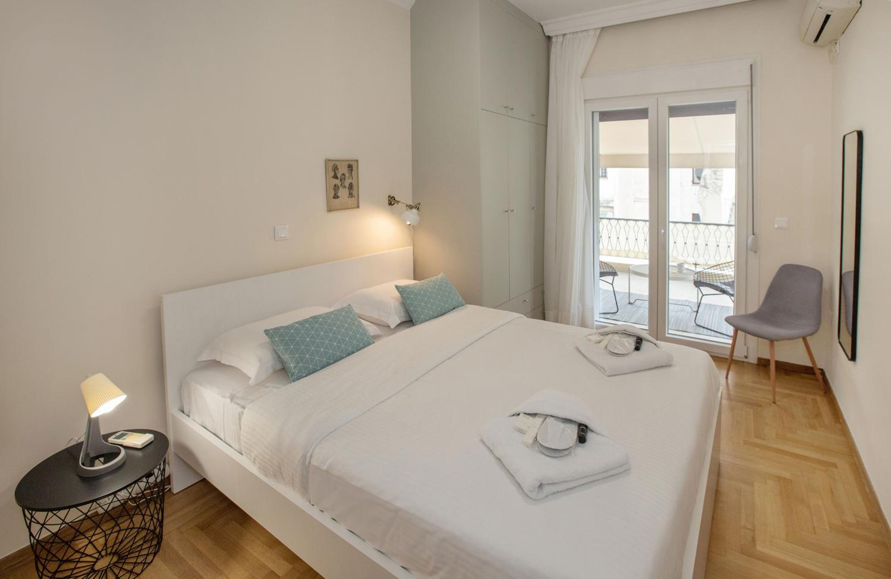 Syntagma Apartments with Acropolis view