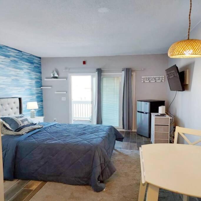 Luxury Suite in the Heart of Hamptons South Beach! - Property Image 9