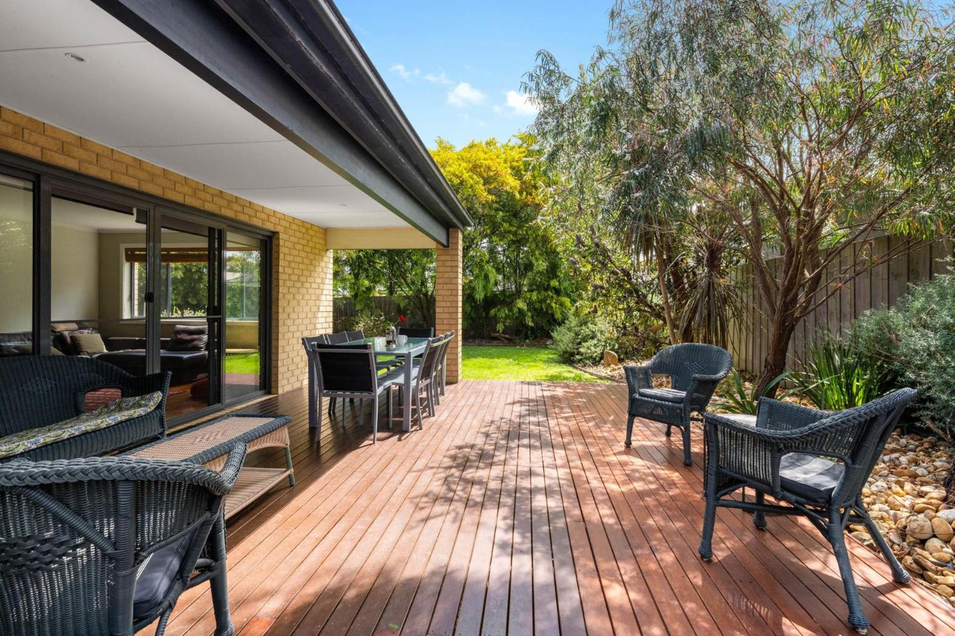 Surfside Getaway in Picturesque Inverloch