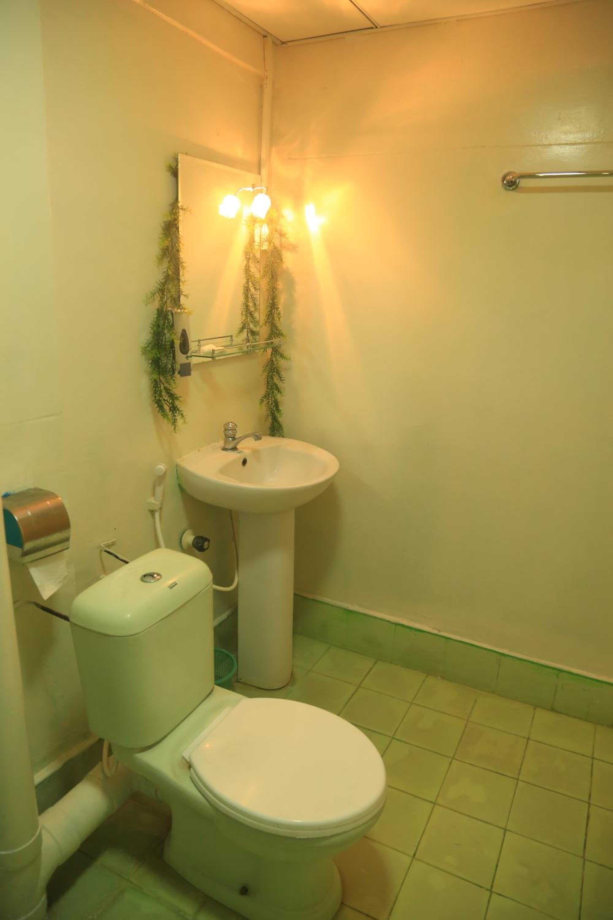 AKR Hotel Kilinochchi, photo 5