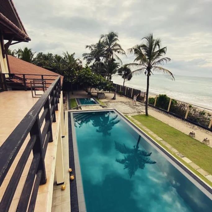 Reef Bungalow Private Villa, 6 bedrooms view 3