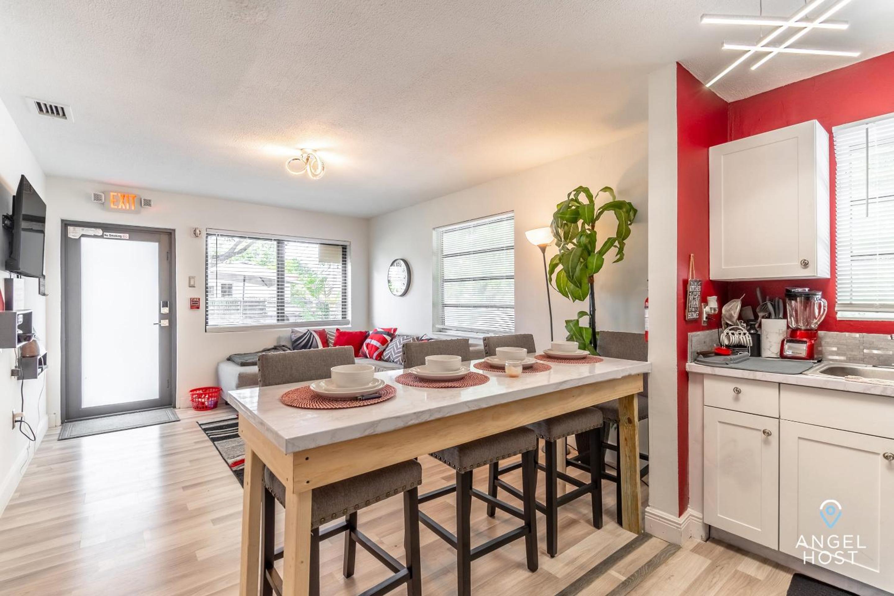 Residential Stay Heart of Design District, Near Wynwood