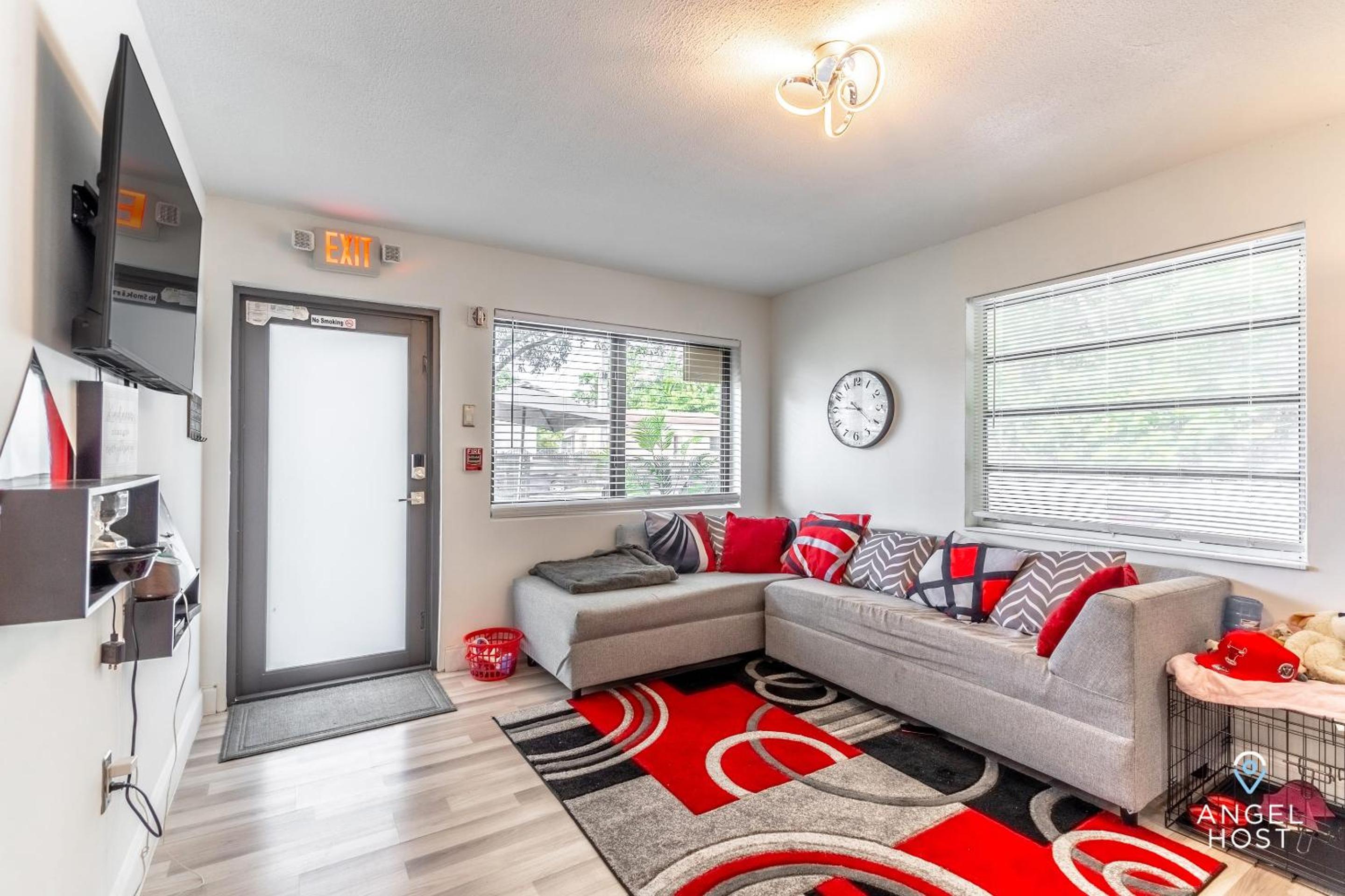 Residential Stay Heart of Design District, Near Wynwood