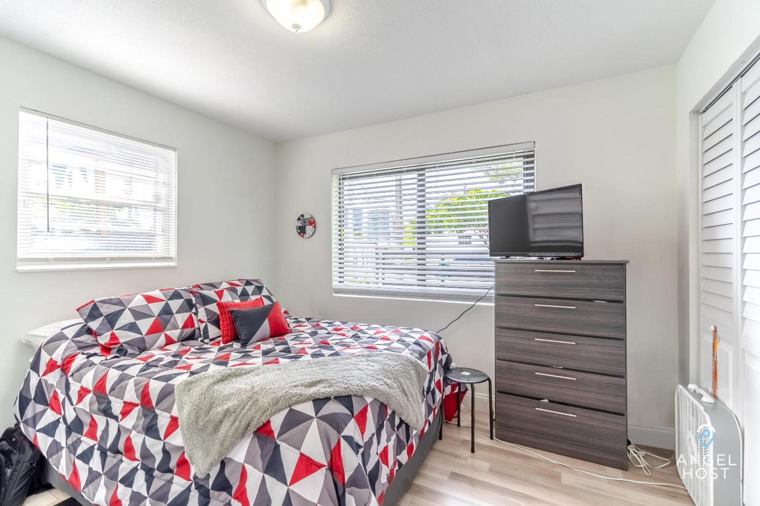 Residential Stay Heart of Design District, Near Wynwood