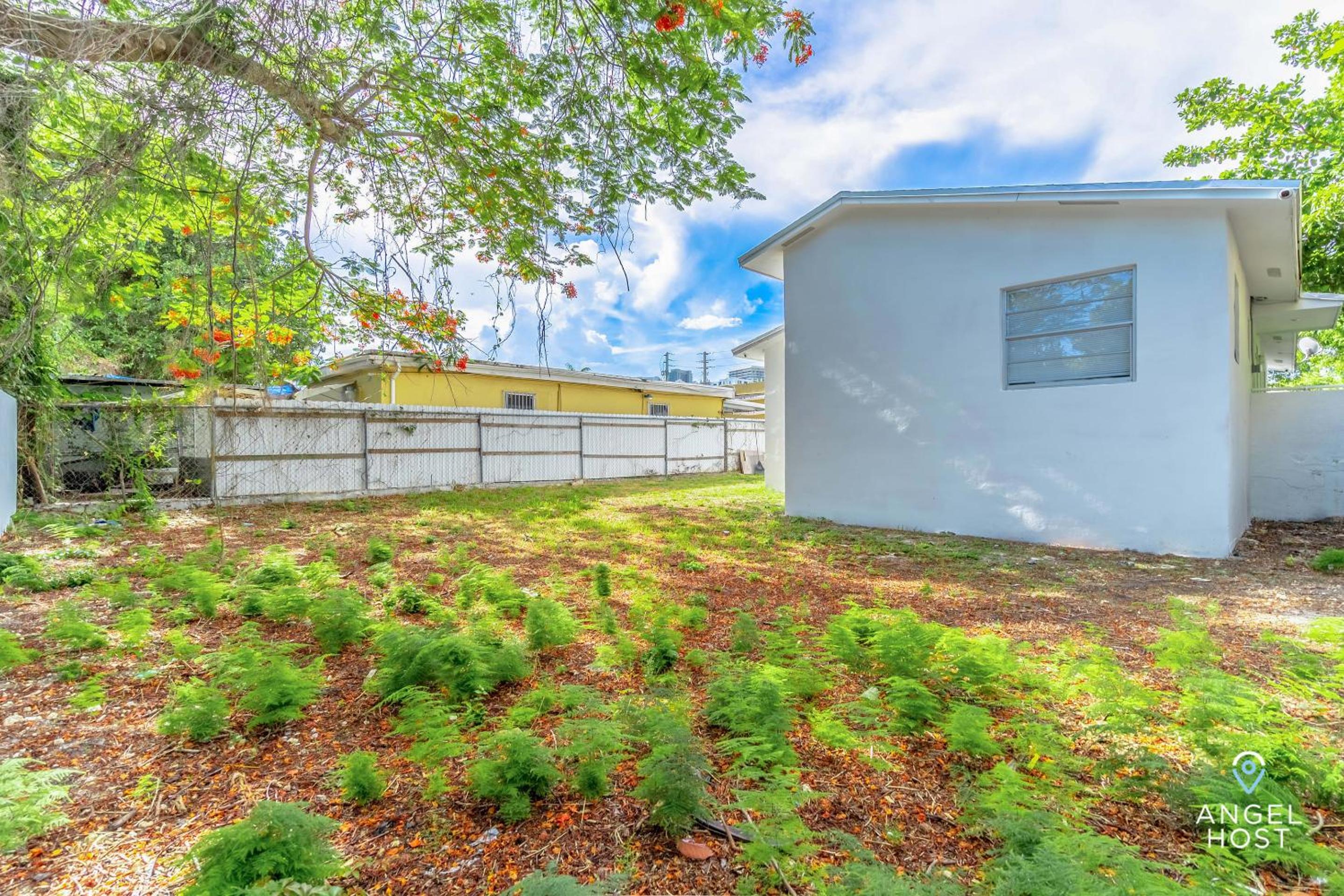 Residential Stay Heart of Design District, Near Wynwood