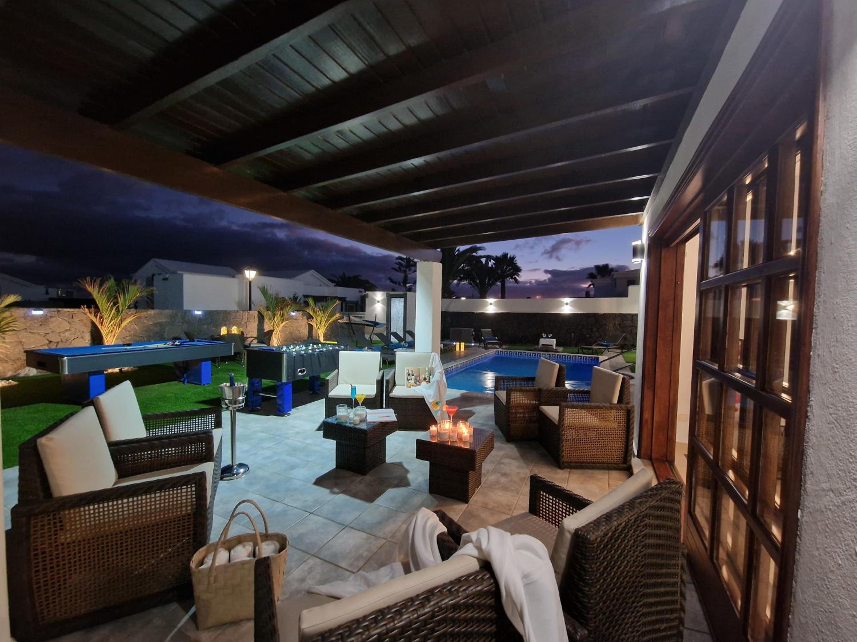 VILLA KARLA