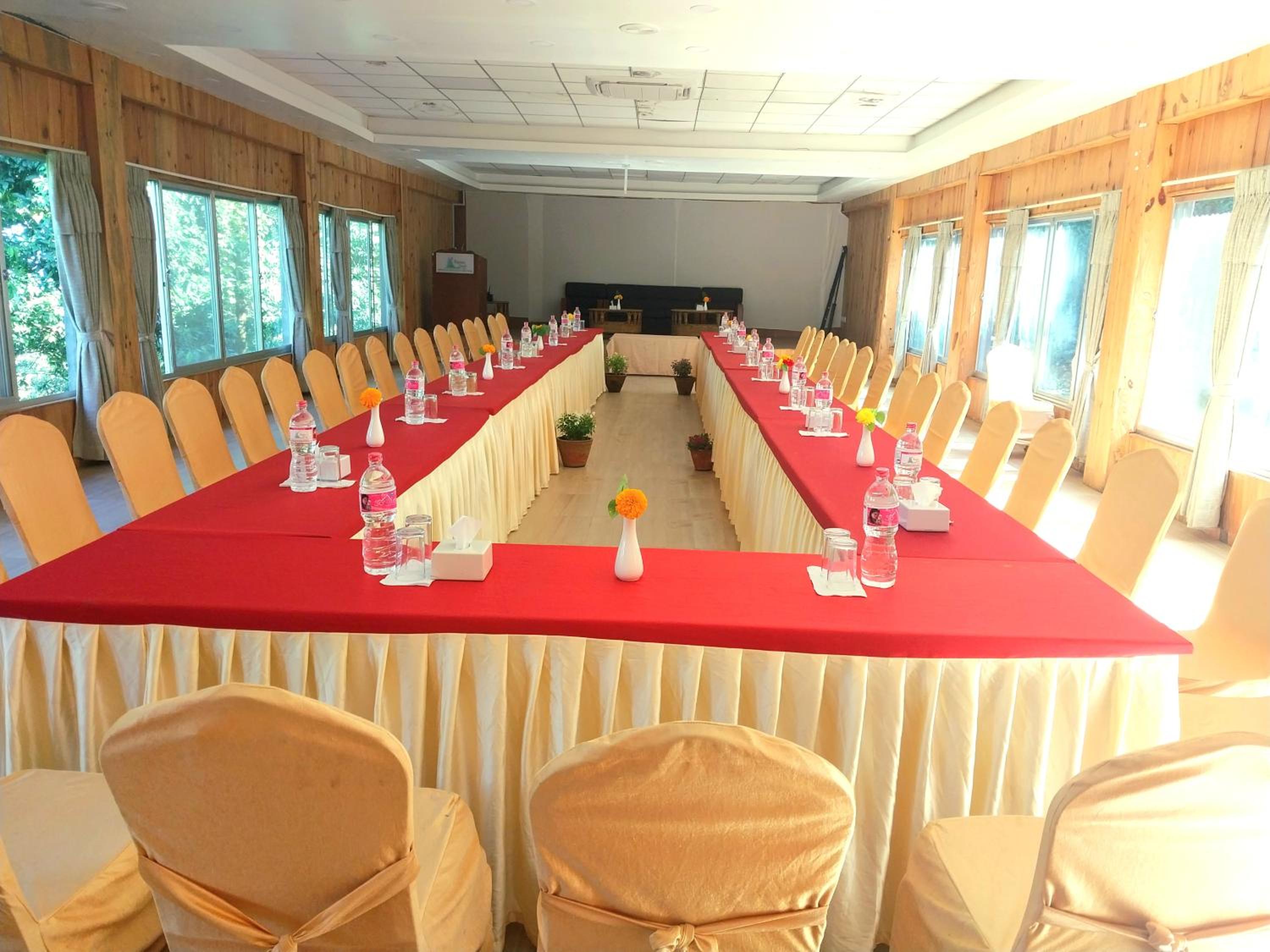 Himalayan Deurali Resort