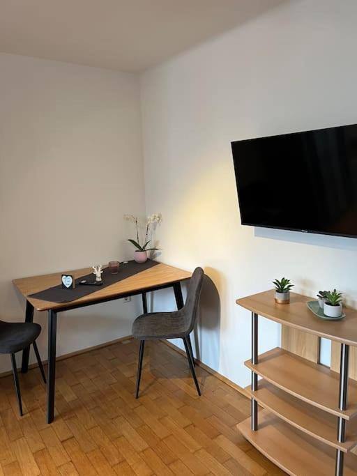 Einzimmerwohnung im Grünen/Innsbruck/2 PAX