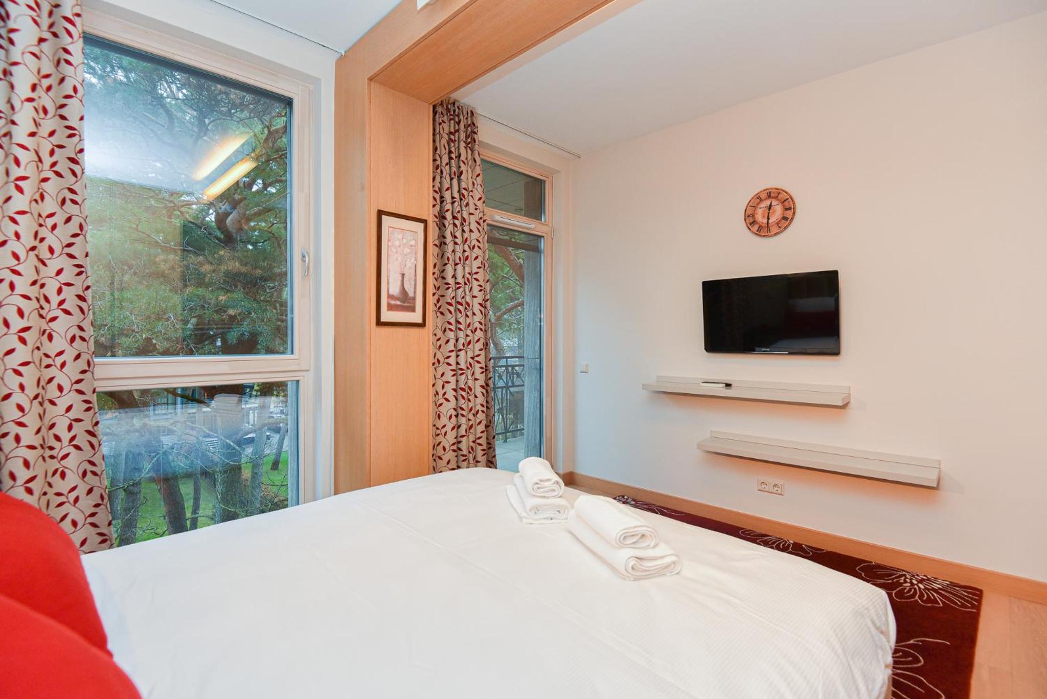 BIRUTE LE GRANDE 3 BEDROOMS view 3