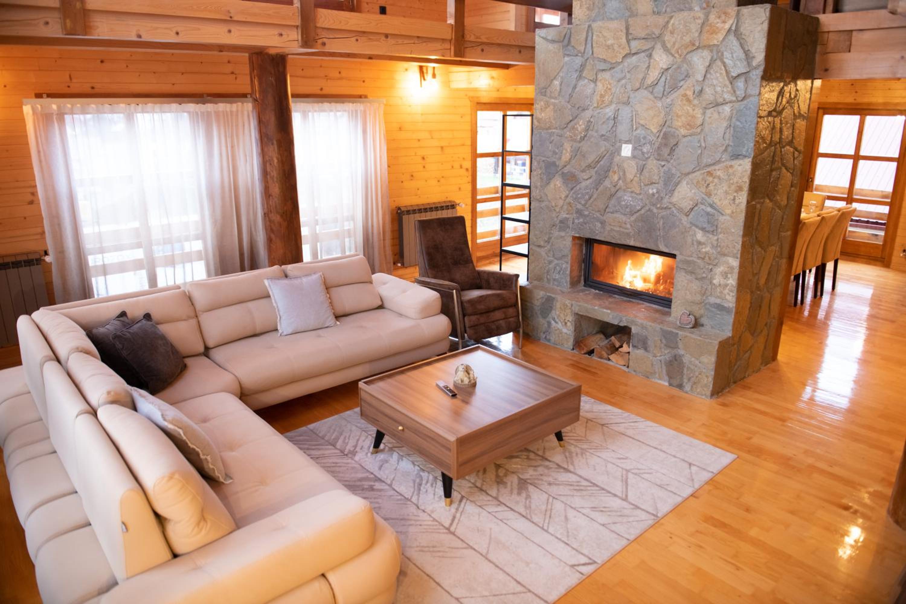 Mountain Boy chalet with sauna view 3