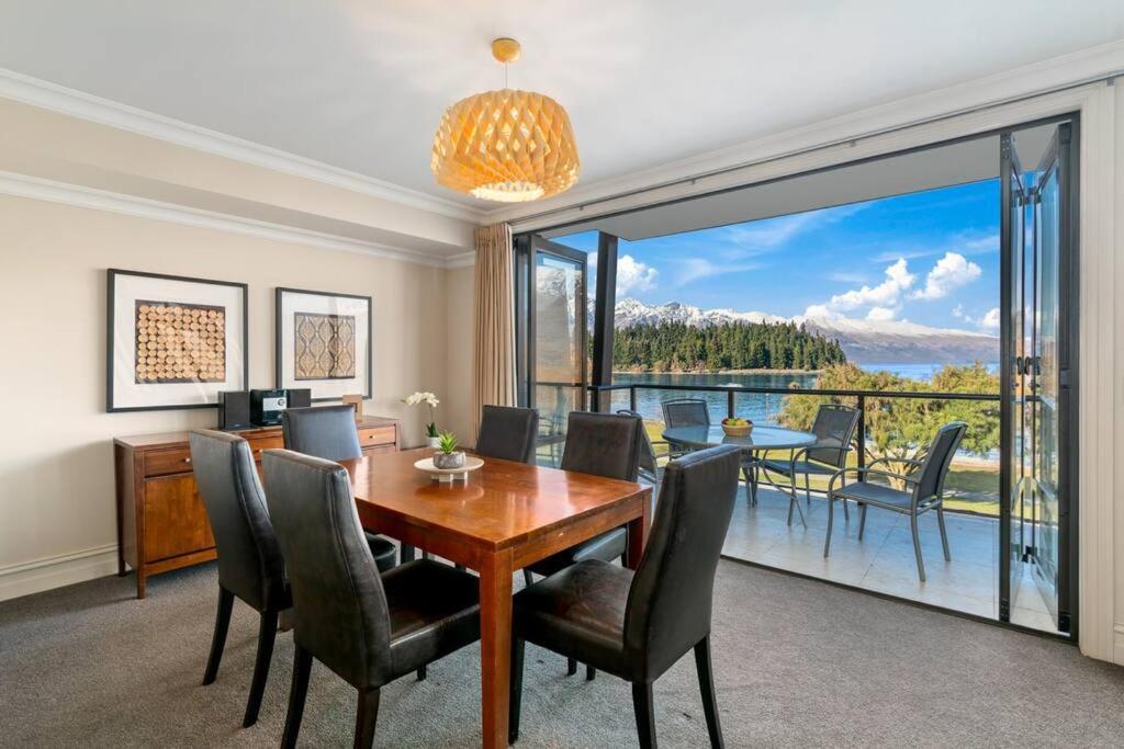 The Beacon - 2 Bedroom Luxe Apartment view 3
