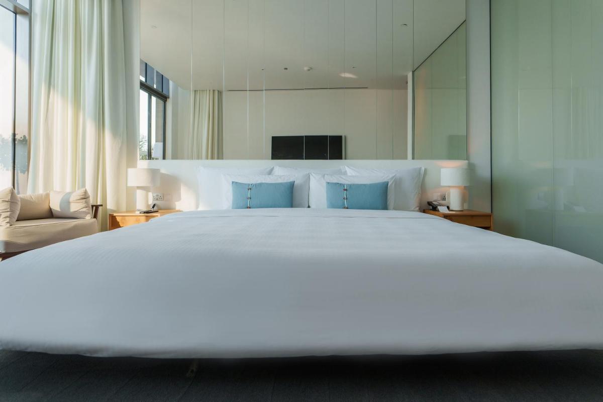 Nikki Beach Resort & Spa Dubai 22
