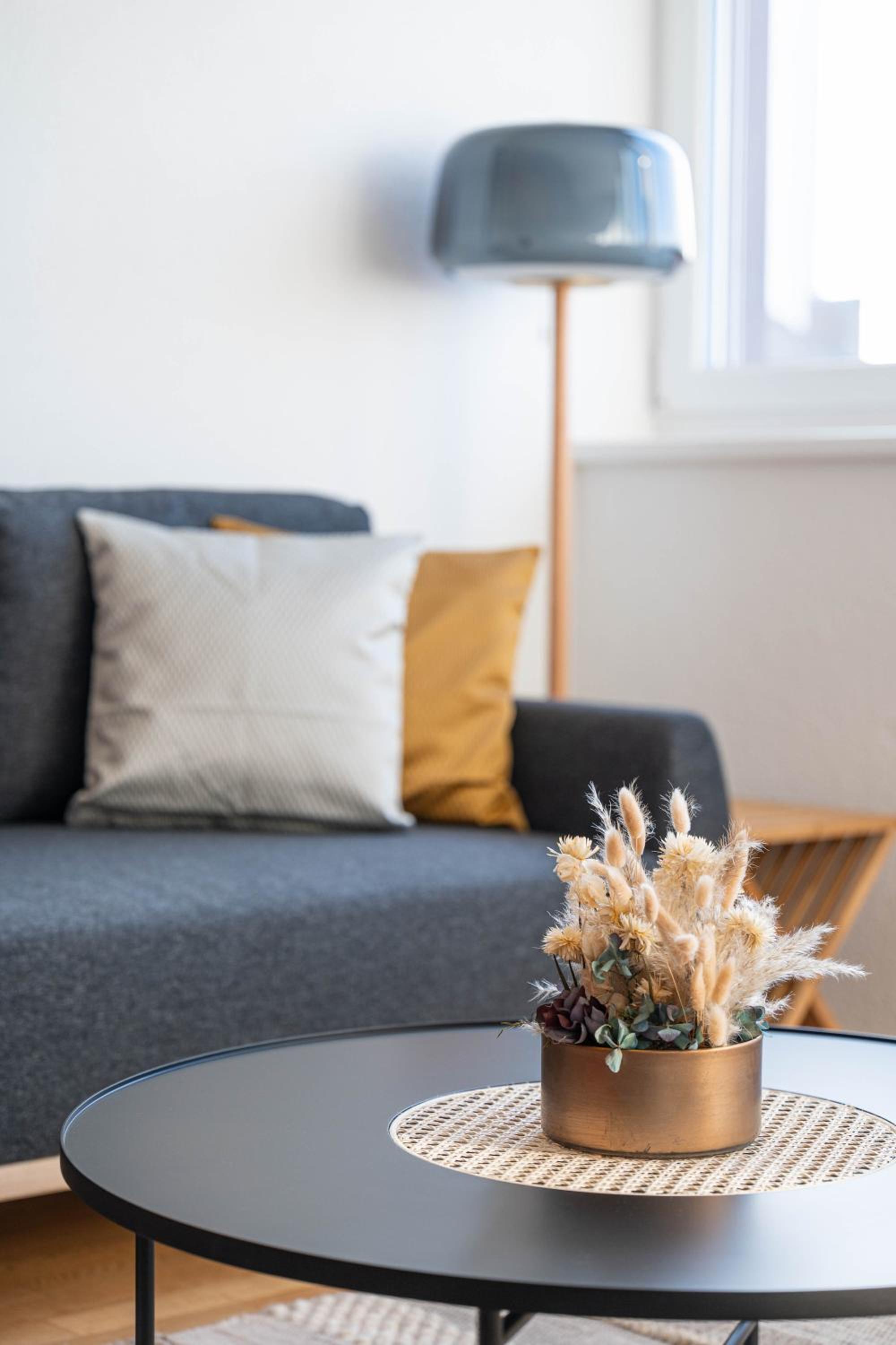 Modern 3BDR Duplex with Skyroof in Trendy Zurich West