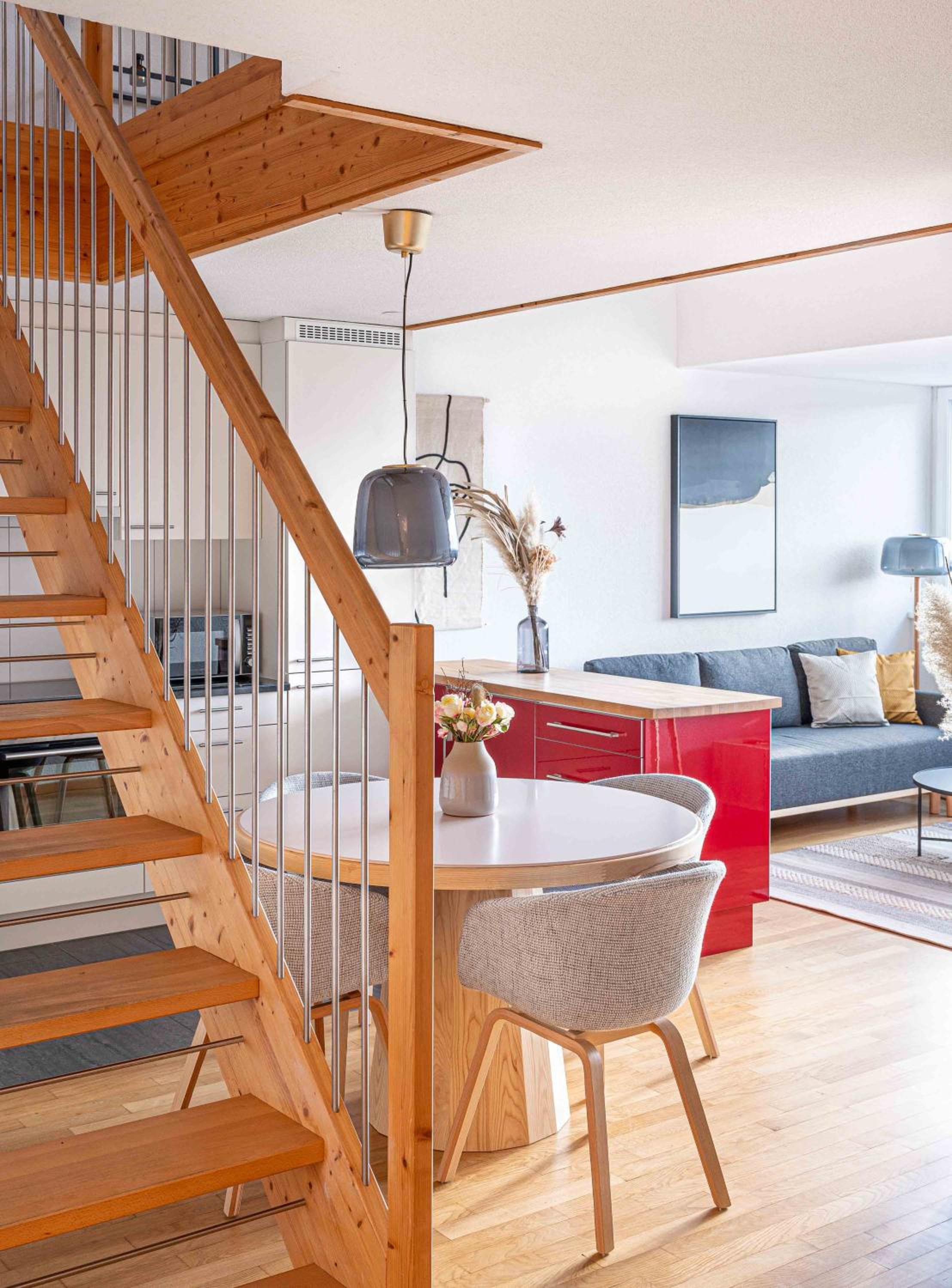 Modern 3BDR Duplex with Skyroof in Trendy Zurich West