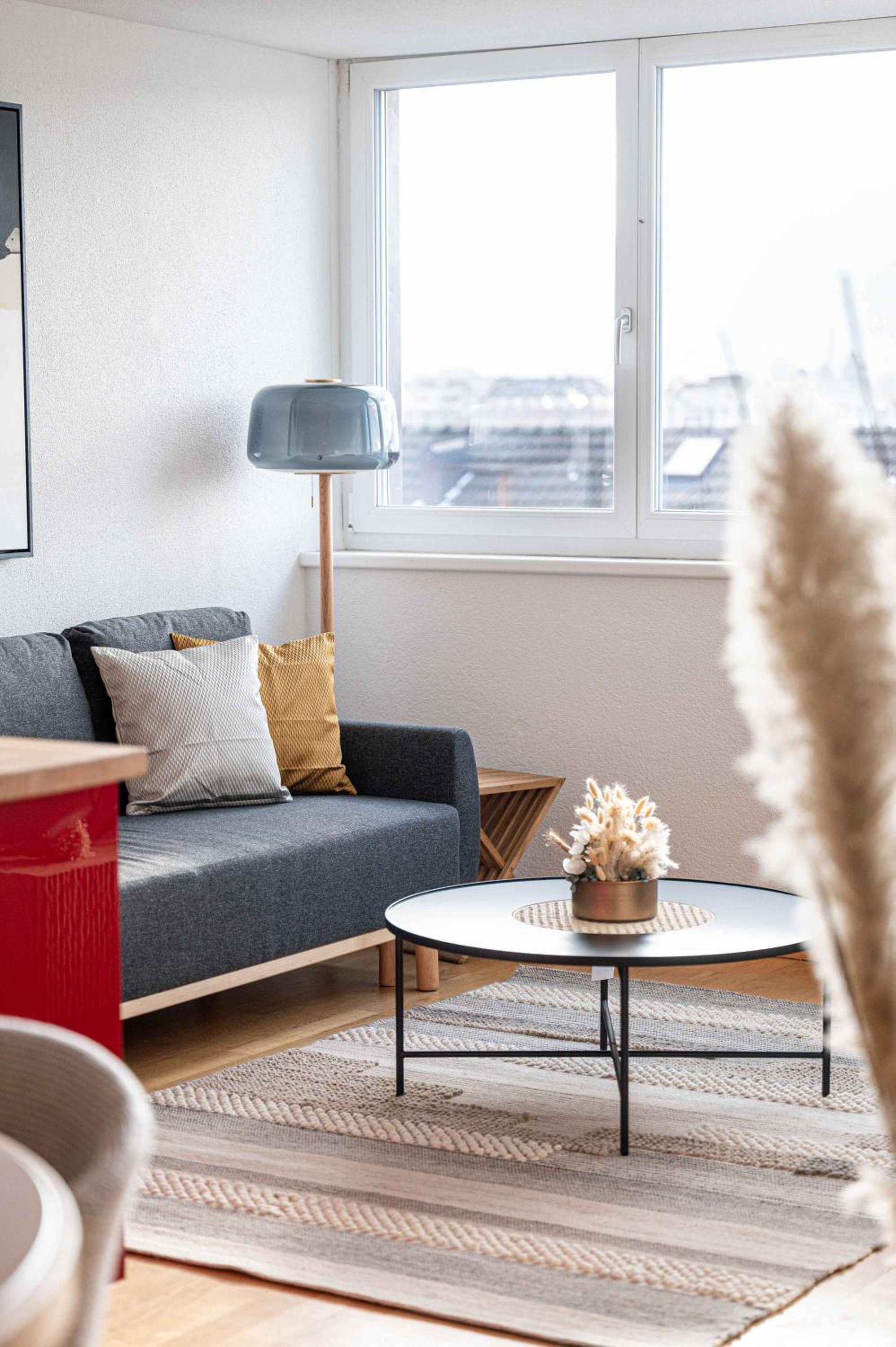 Modern 3BDR Duplex with Skyroof in Trendy Zurich West