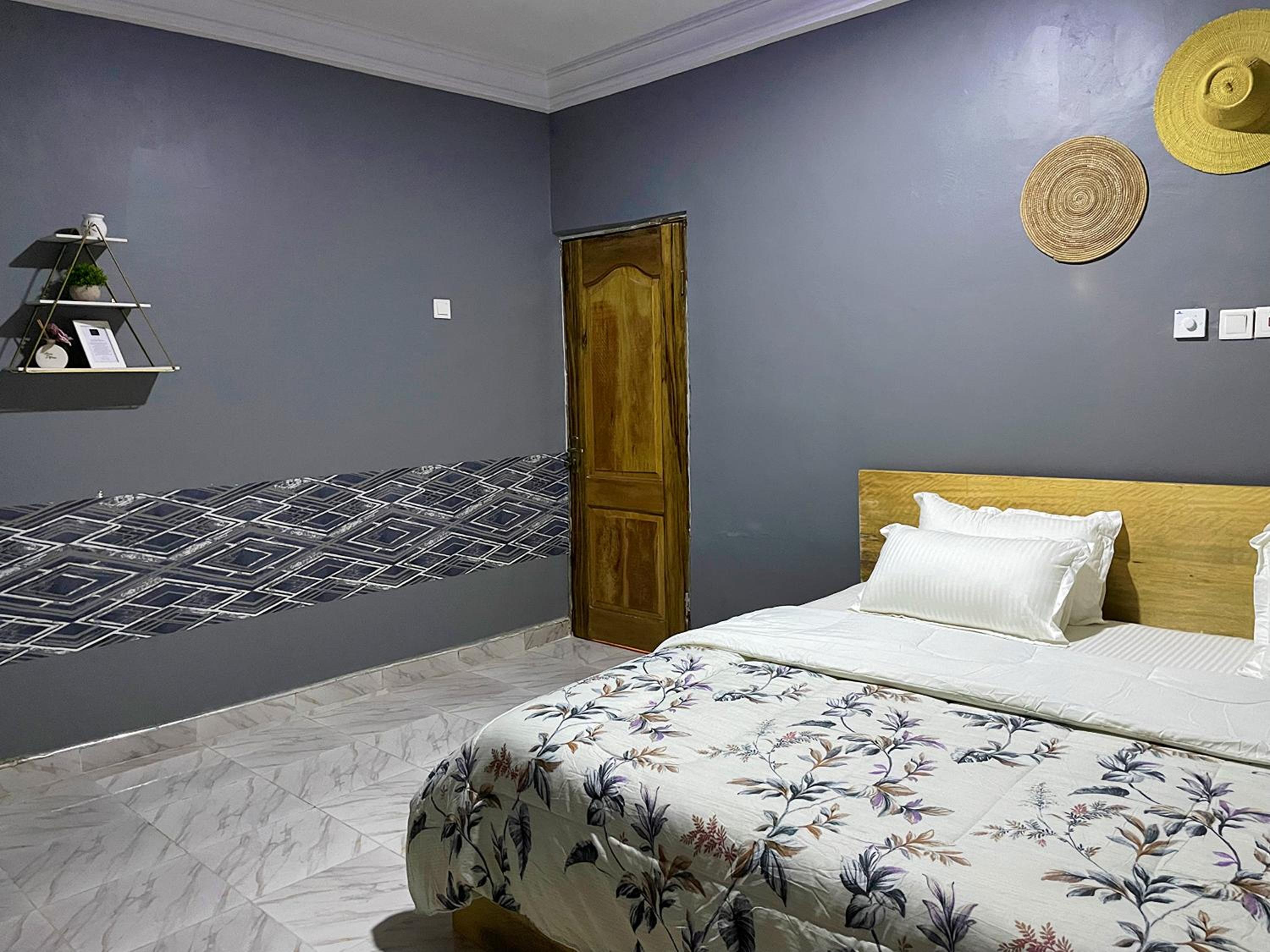1 Bedroom Sleeps 2 -Free Parking -Children welcome, photo 10