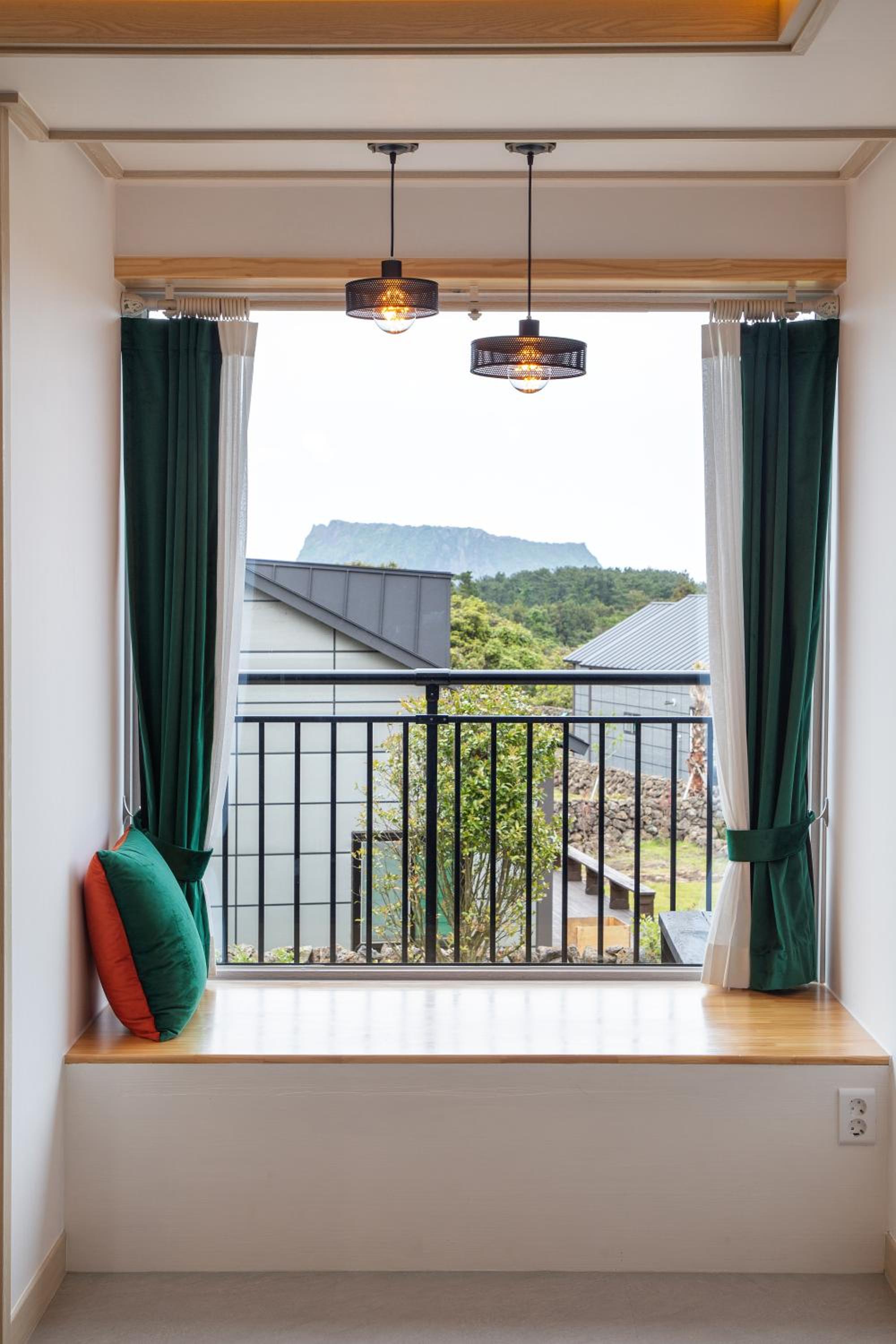 Jeju Abientot