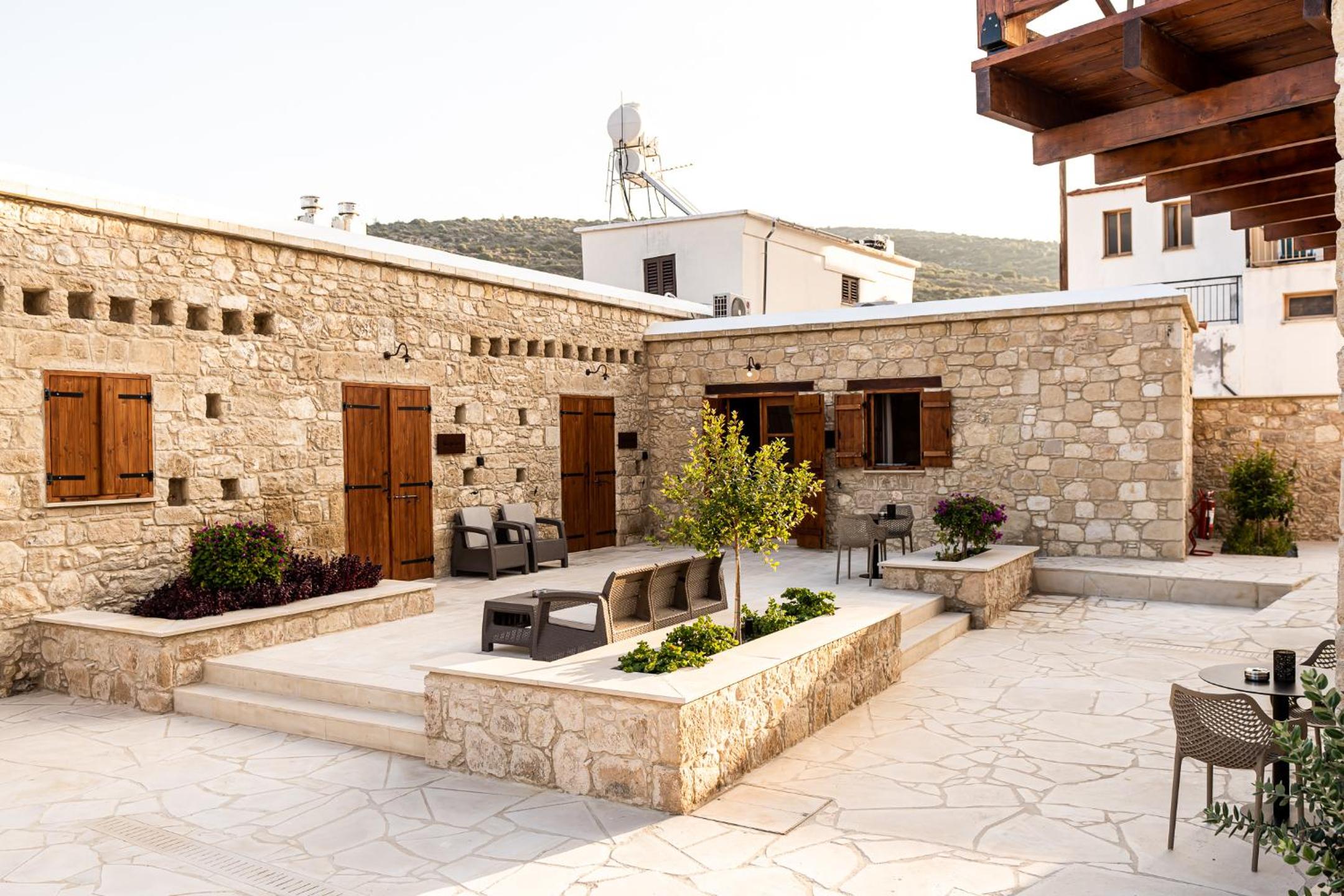 Harma Traditional Boutique Suites