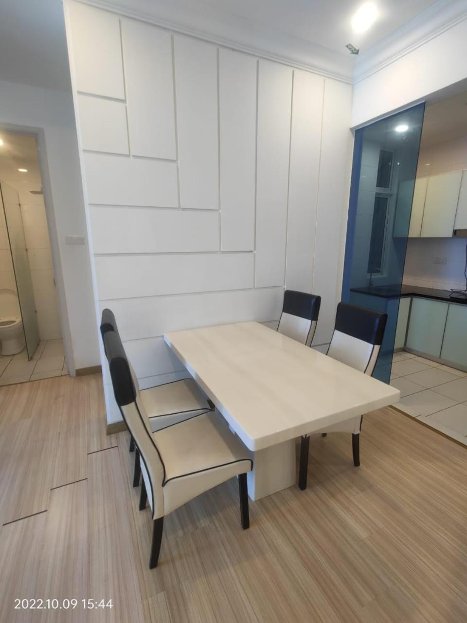 The Wave 2BR SEAVIEW - High Floor l Unifi photo 8