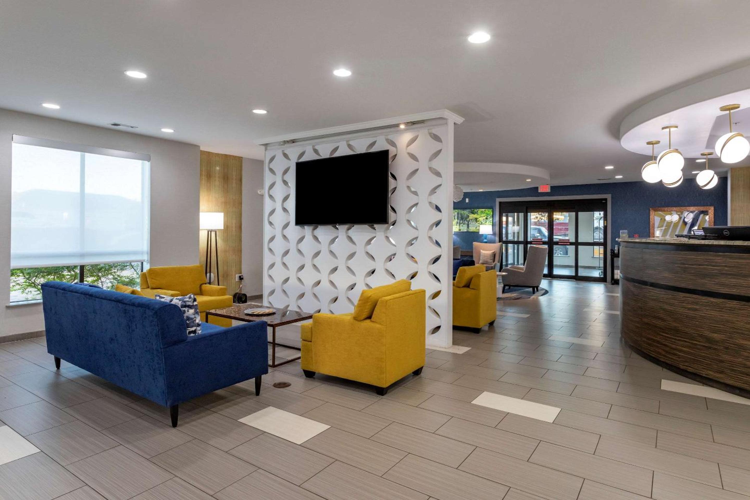 Natchitoches Vacations - Comfort Suites Natchitoches - Property Image 4