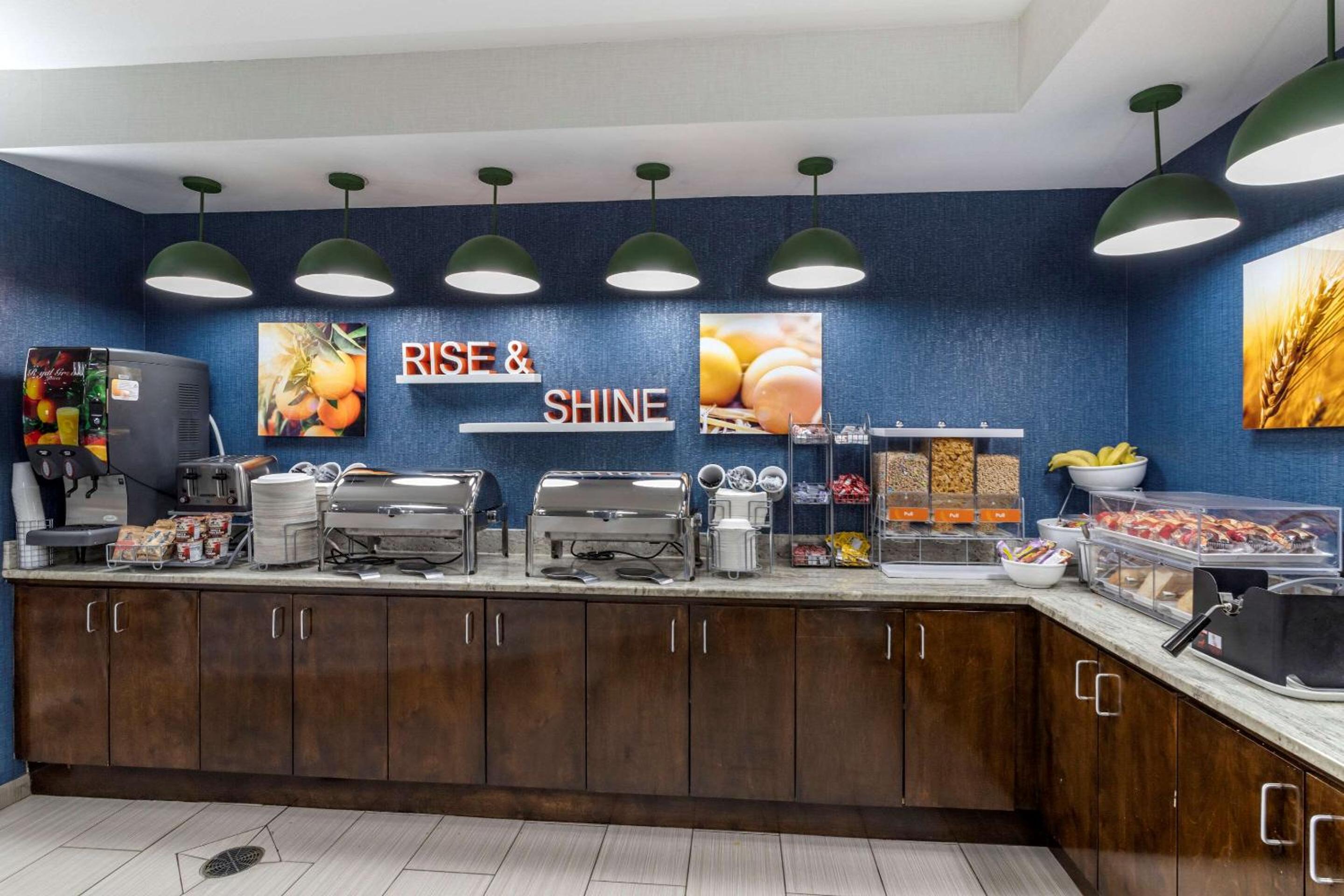 Natchitoches Vacations - Comfort Suites Natchitoches - Property Image 11
