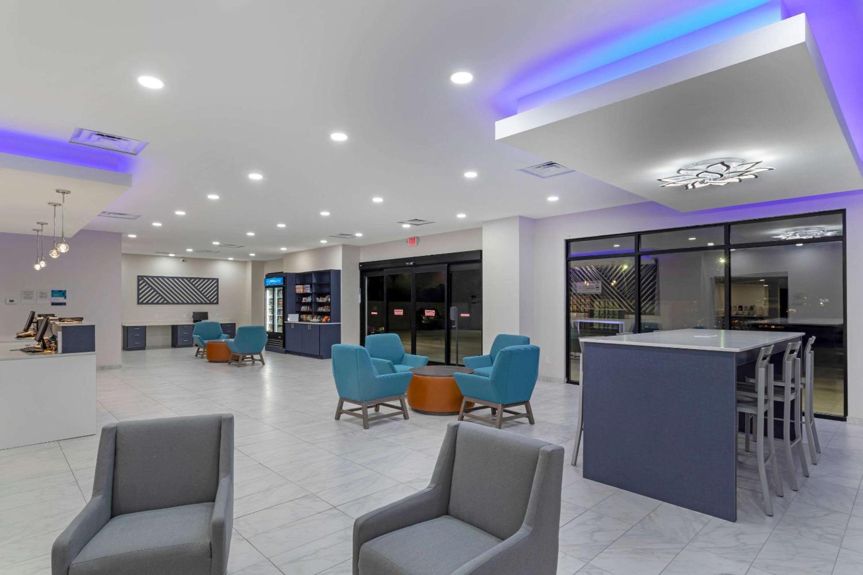 Clarion Pointe Kimball By Choice Hotels - Property Image 14