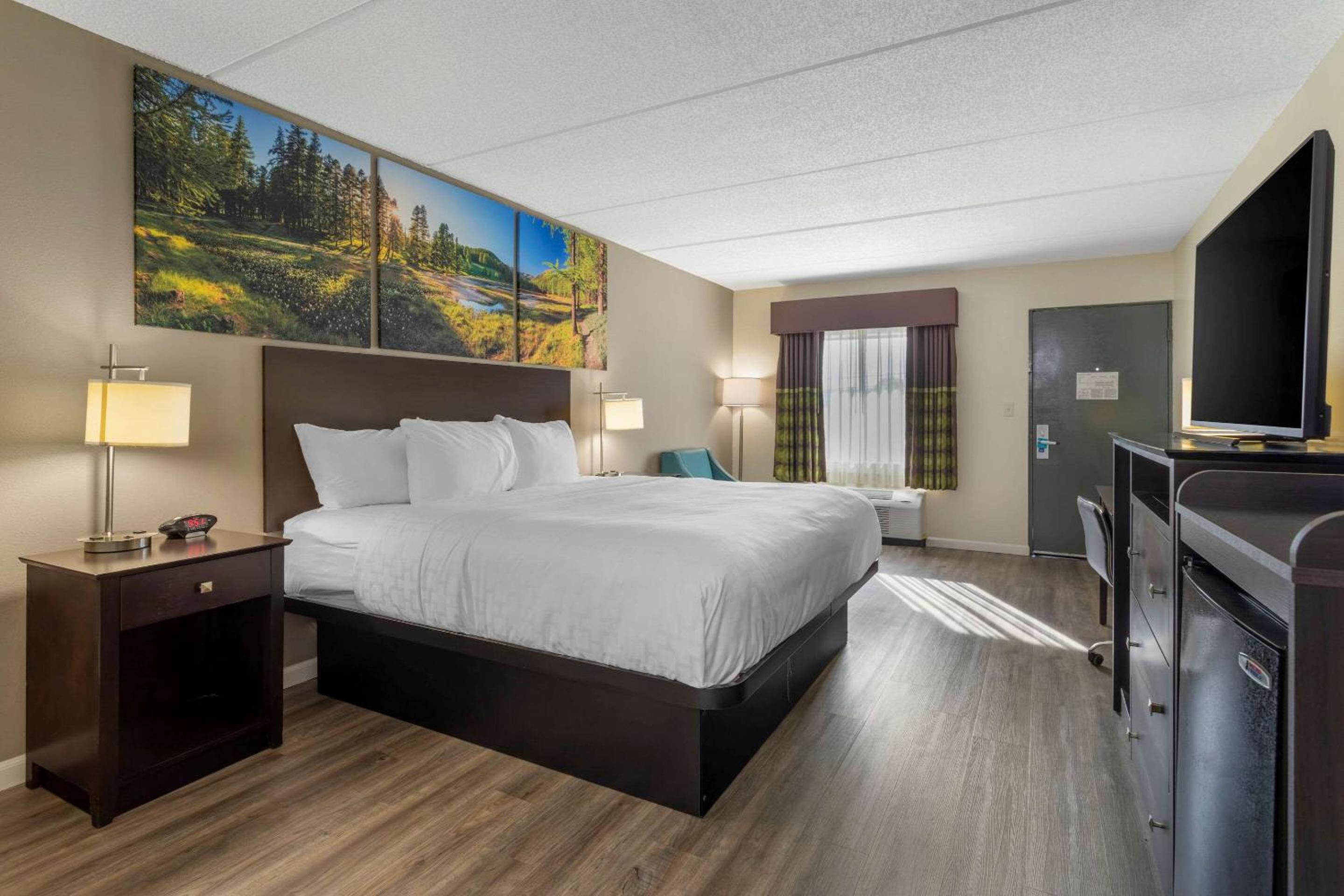 Clarion Pointe Kimball By Choice Hotels - Property Image 16