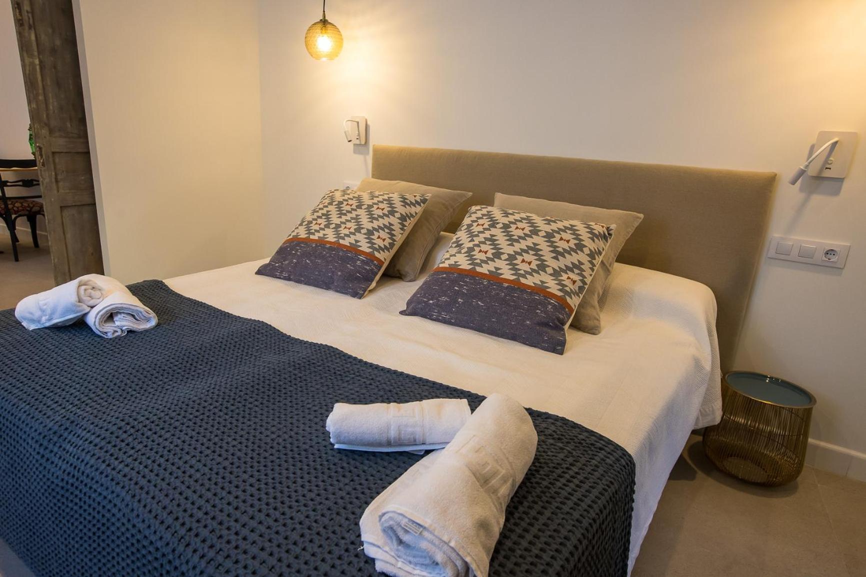 Apartamentos San Salvador Parking Gratis AT-BA-00338