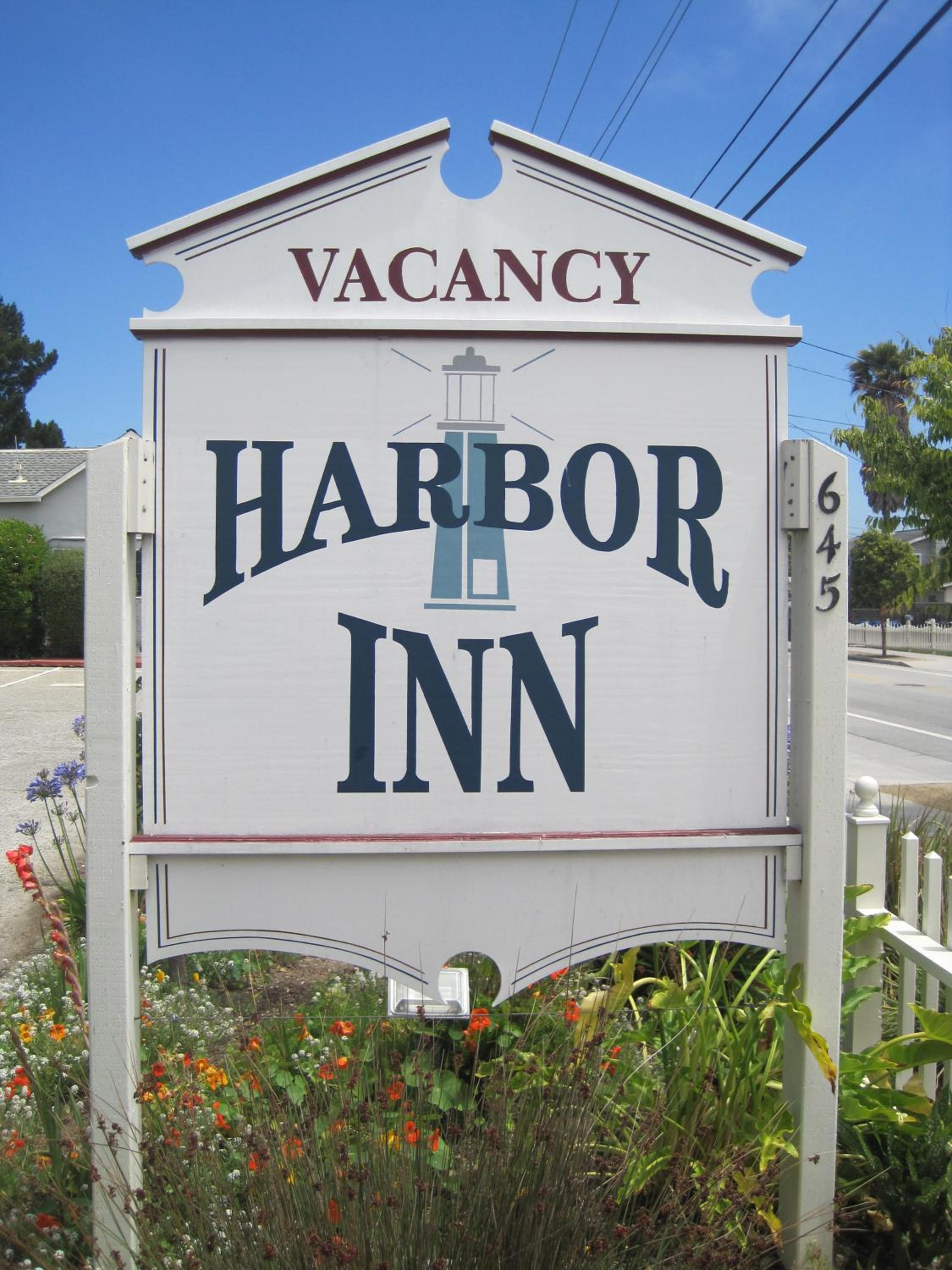 Harbor Inn