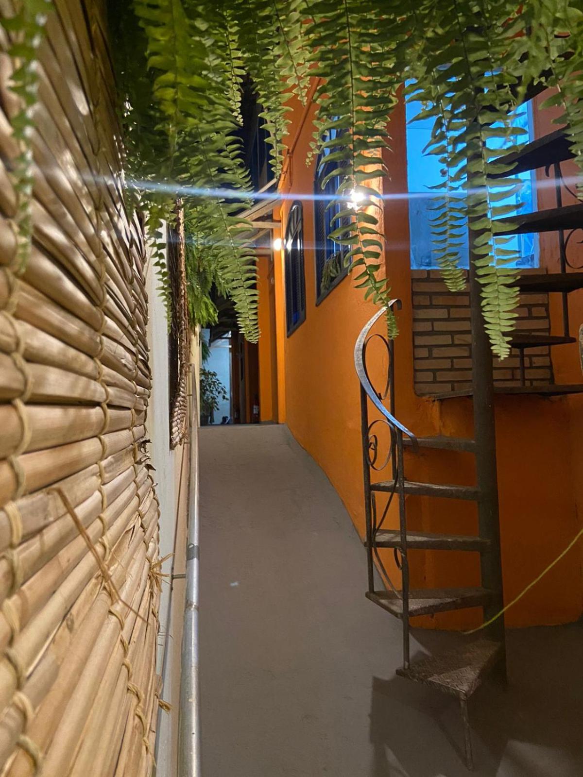 Vilarejo Hostel Pinheiros Guest House view 3