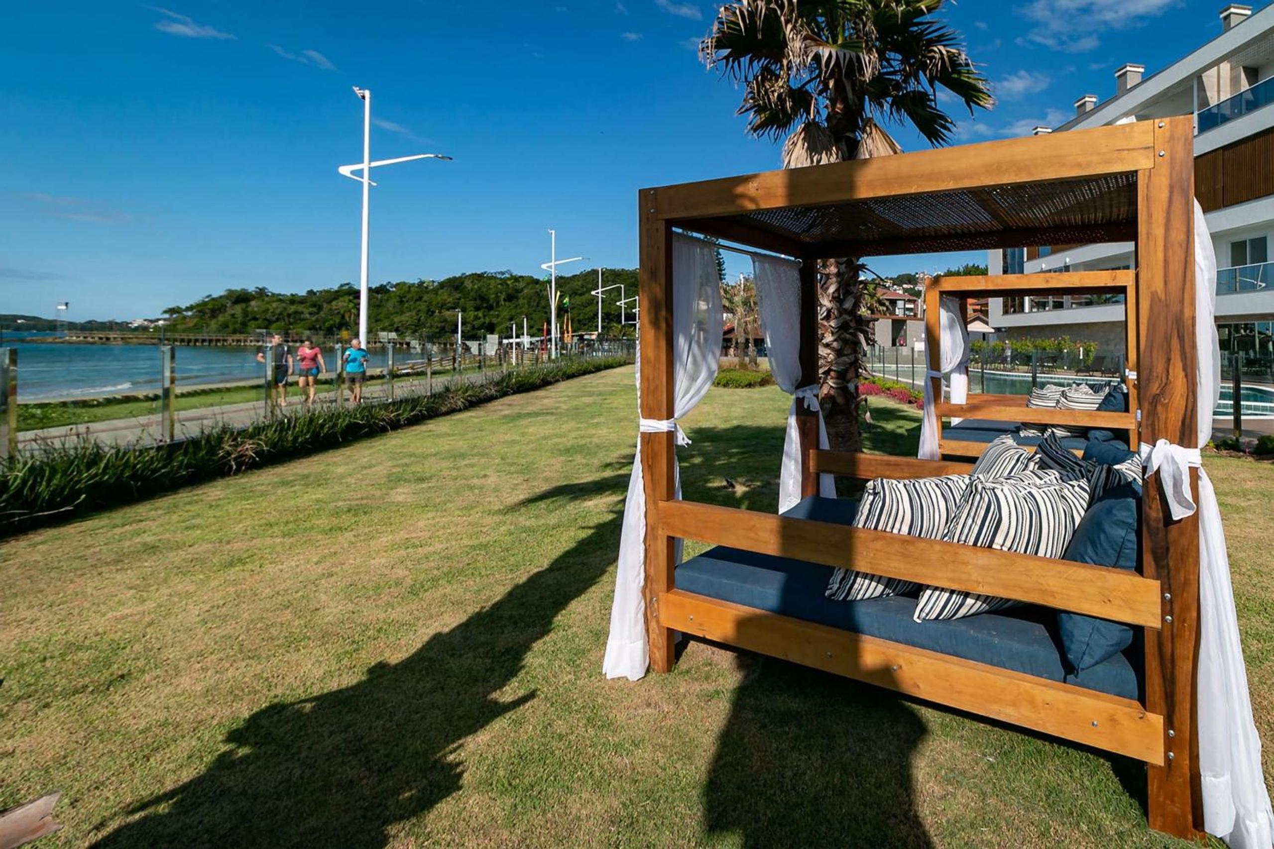 Solar do Atlântico 201 - Condomínio Frente Mar - Piscina - 2 Suítes - 2 Vagas de Garagem view 3
