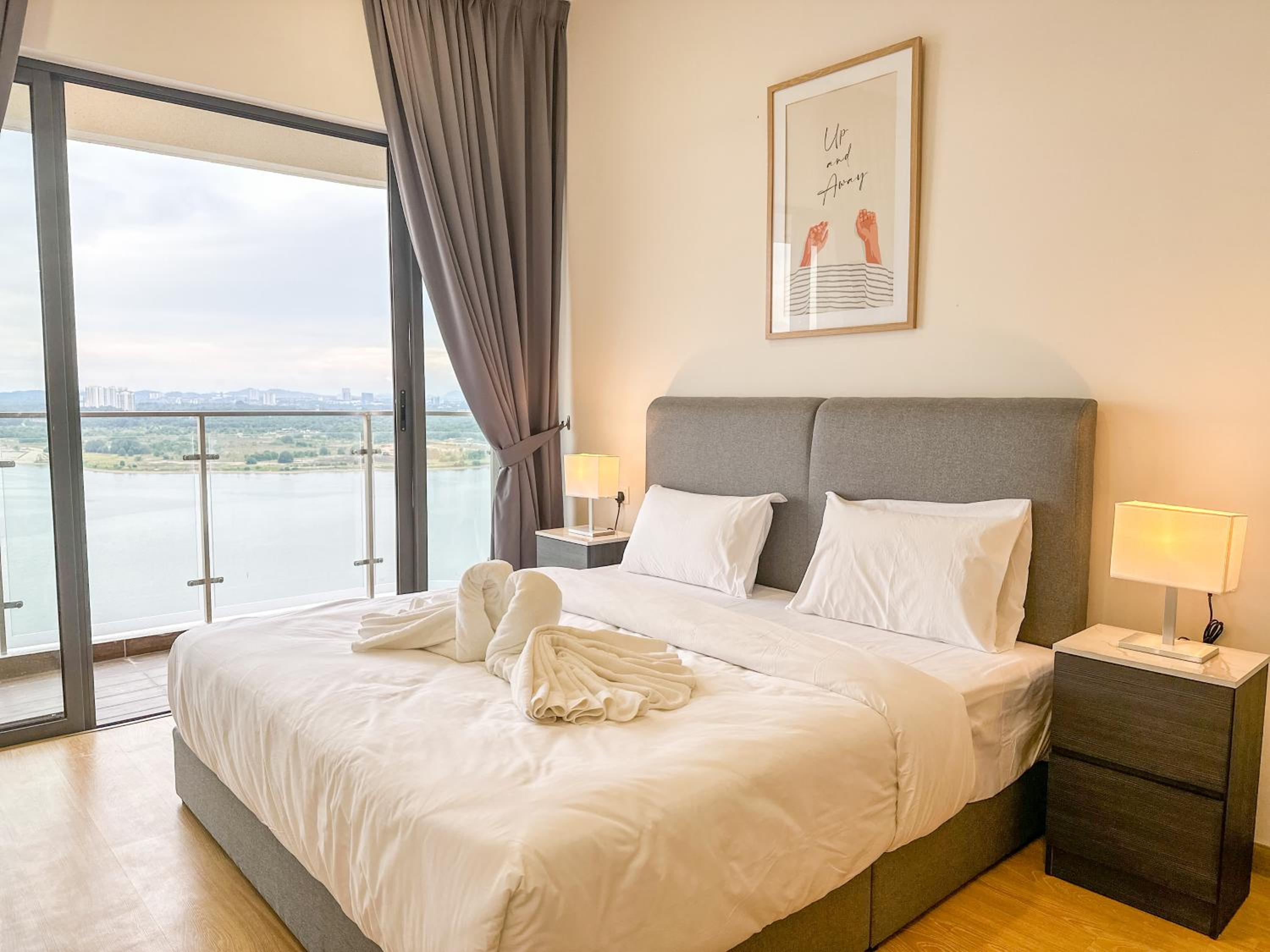 Country Garden Seaview Suite by Nest Home at Danga Bay