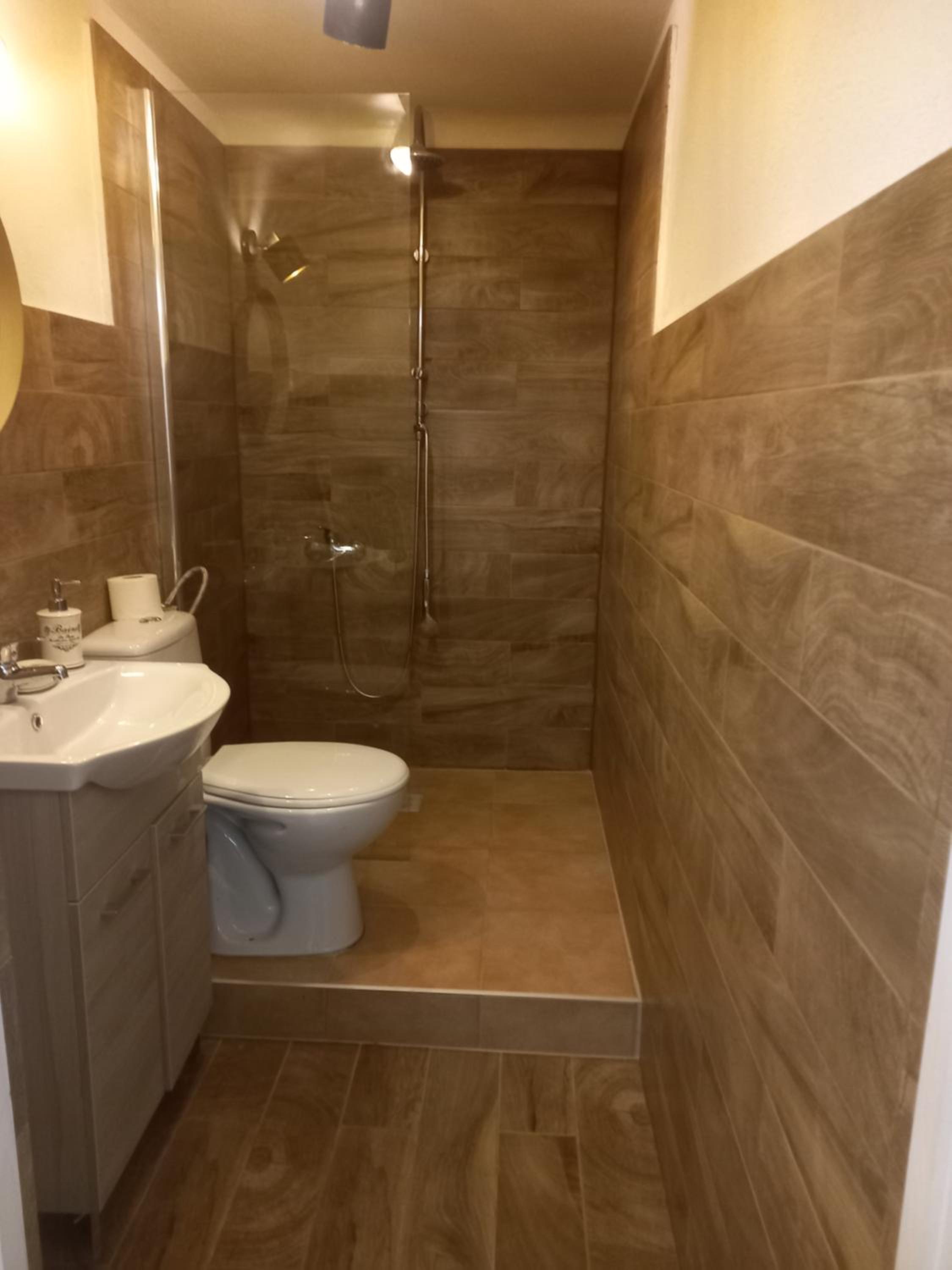 Liszt Ferenc square Studio apartment MID TERM view 4