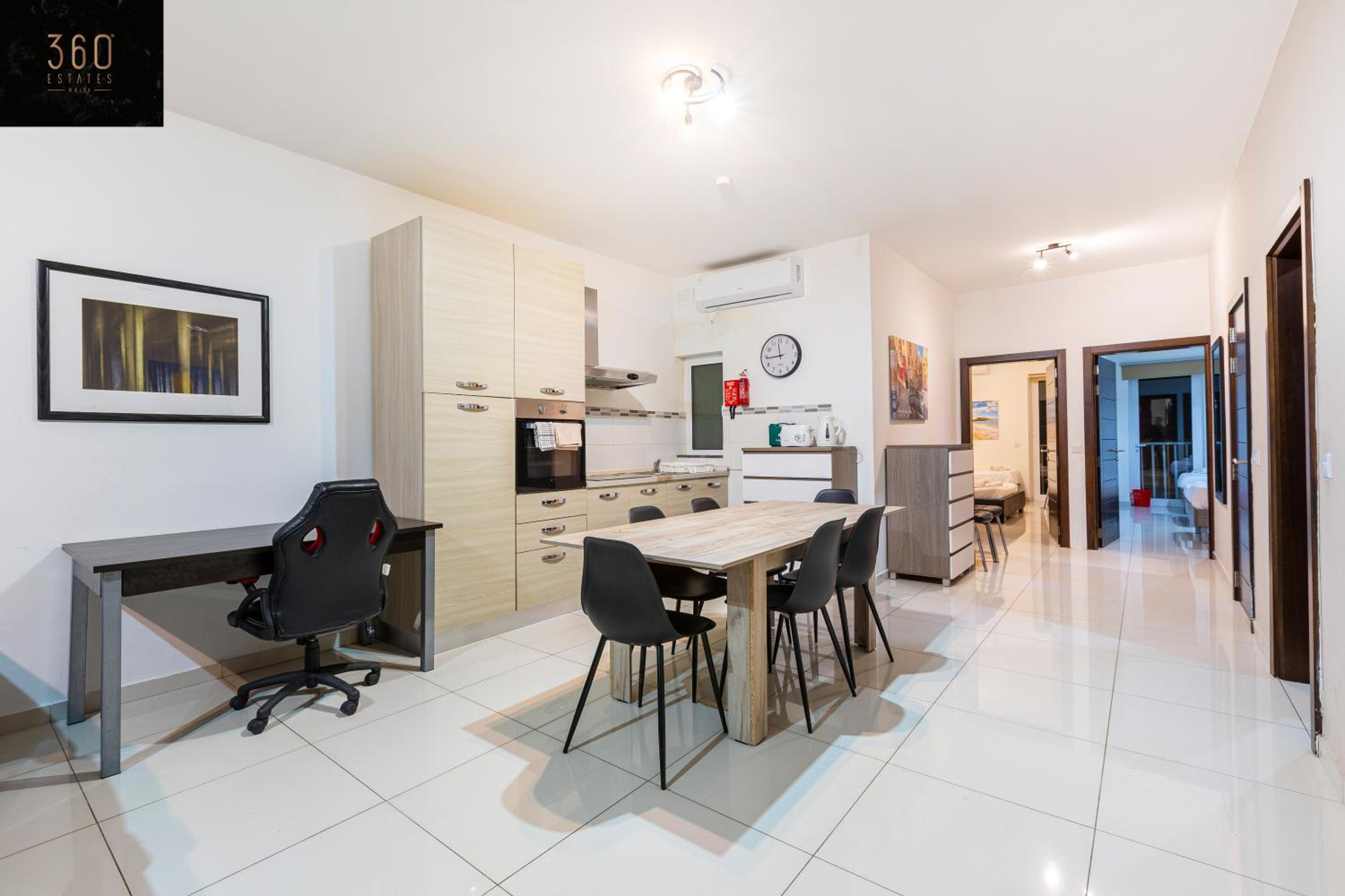 A lovely 3 Bedroom, 3 Baths home in the centre of Gzira by 360 Estates view 4