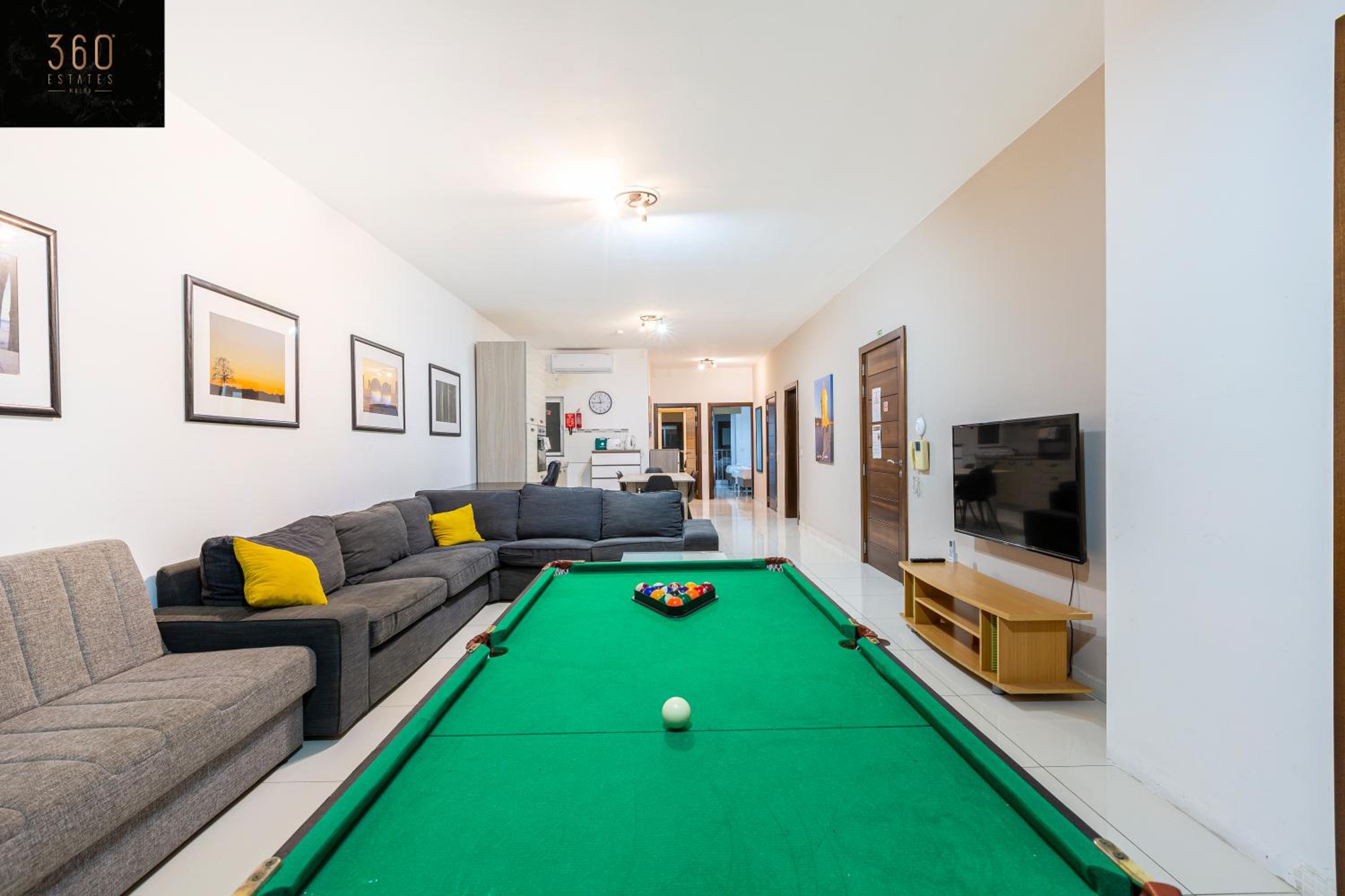 A lovely 3 Bedroom, 3 Baths home in the centre of Gzira by 360 Estates view 5