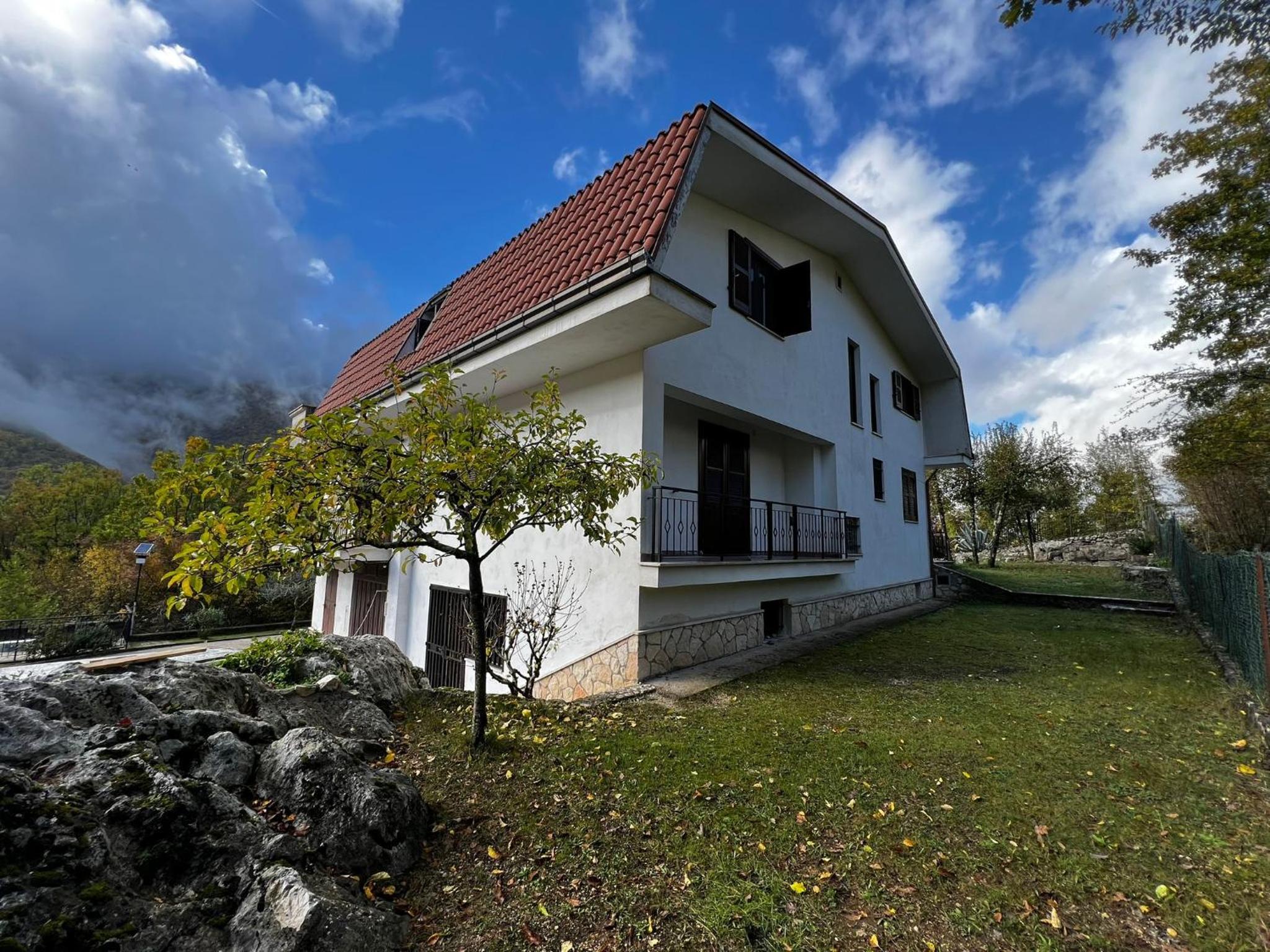 Photo 26