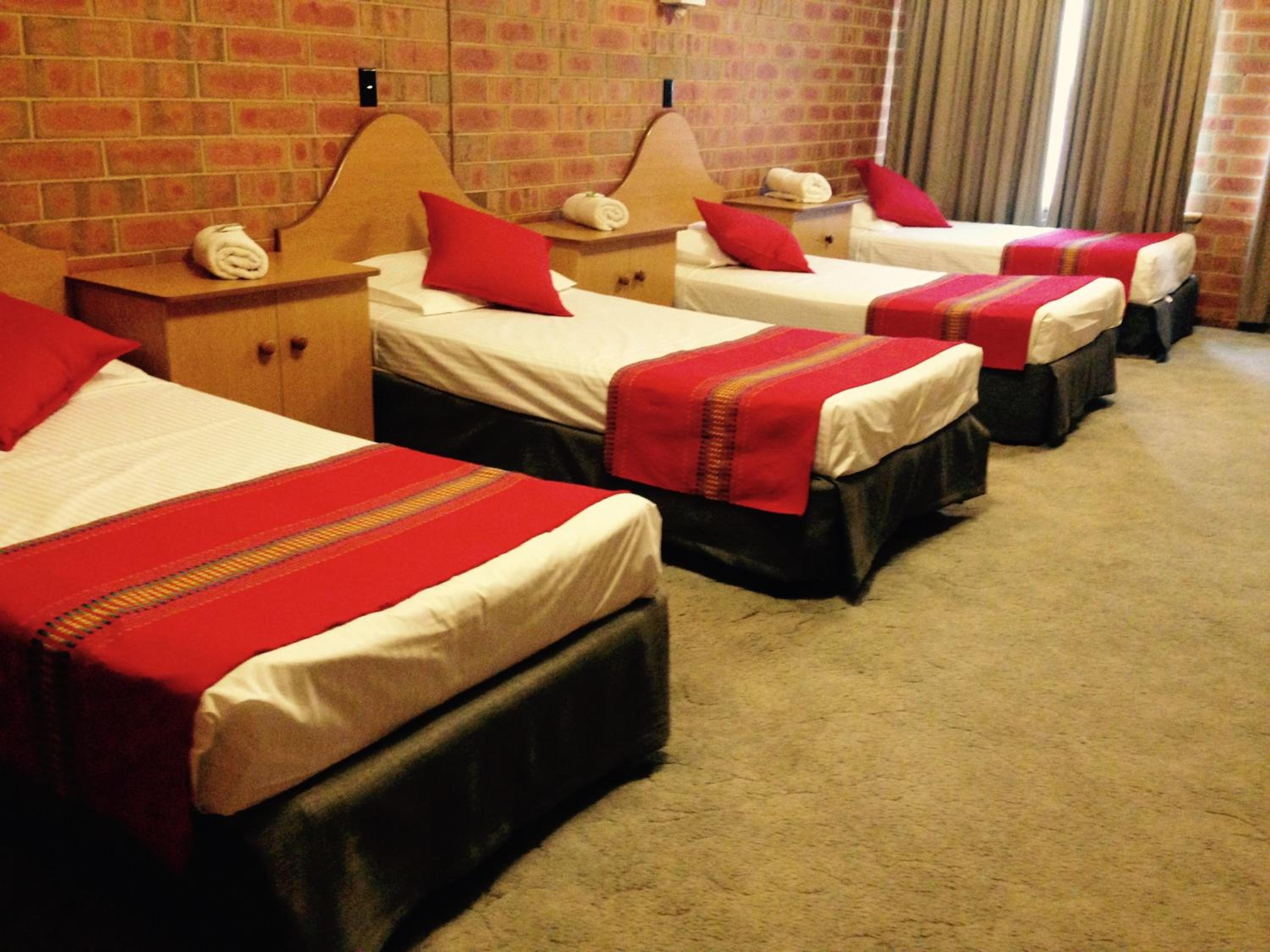 Pooraka Motor Inn