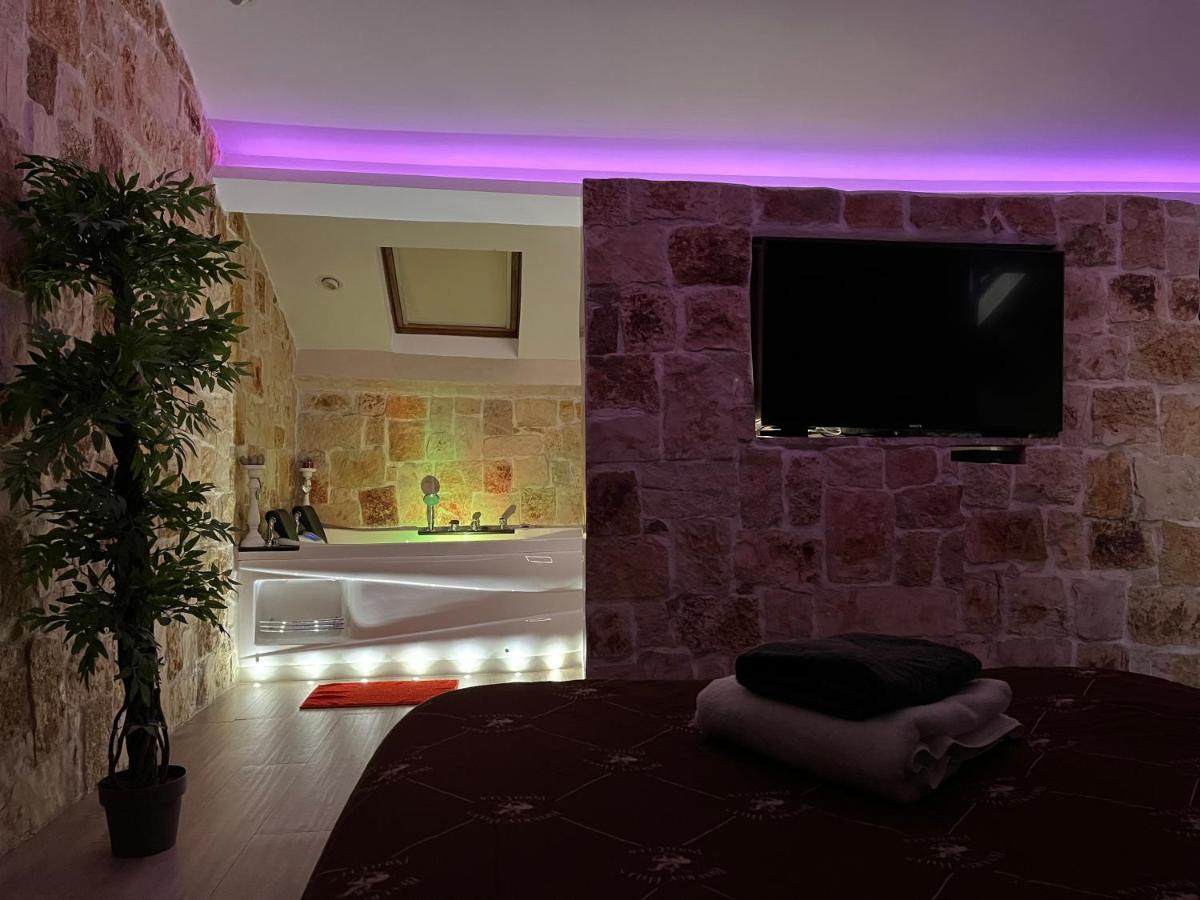 Studio luxe jacuzzi croisette photo 3