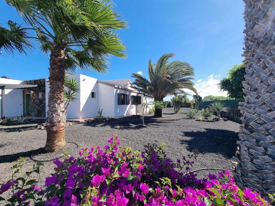 Surf&fun heated pool villa